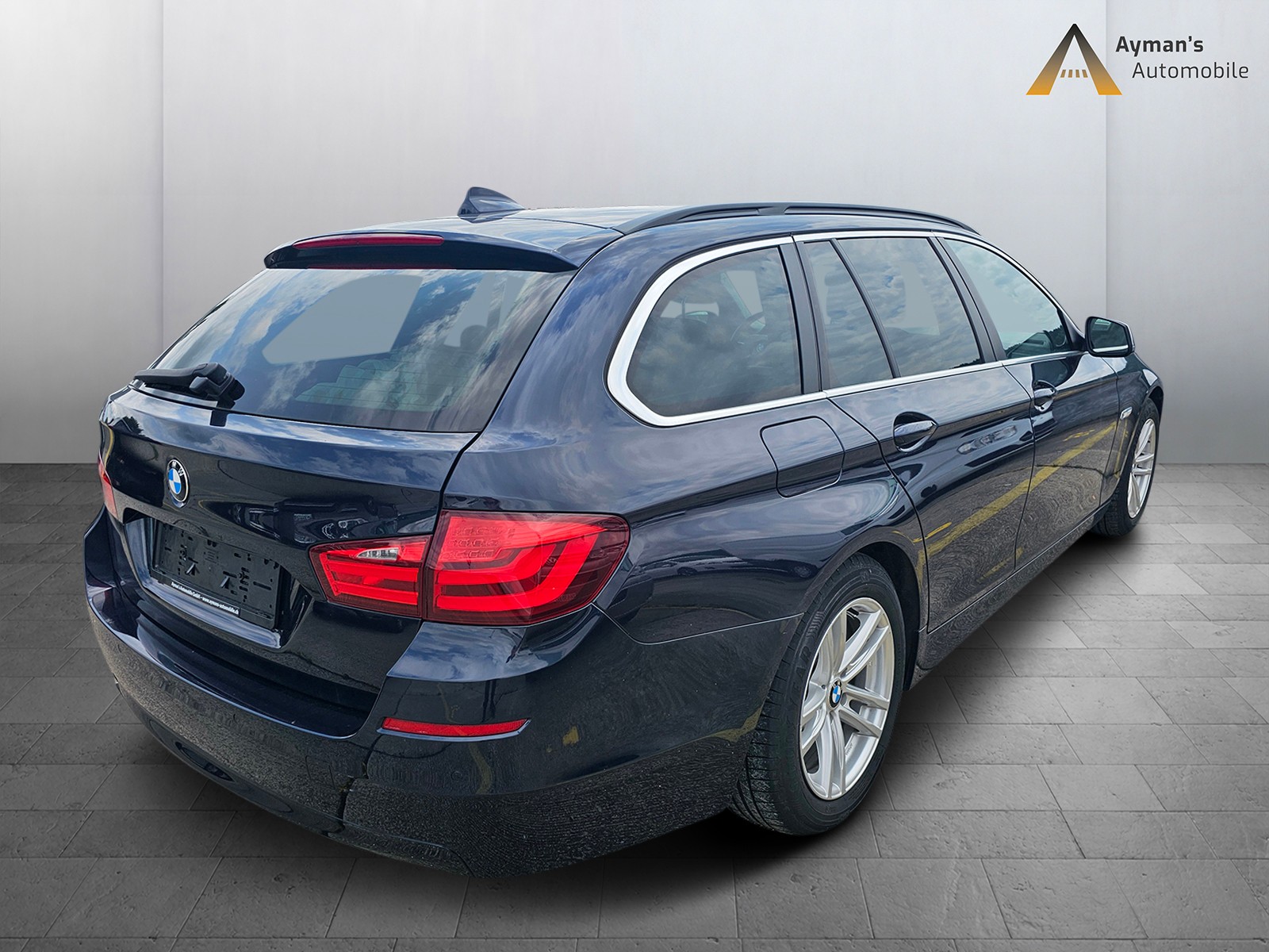 BMW 528i xDrive Touring Steptronic-image-3