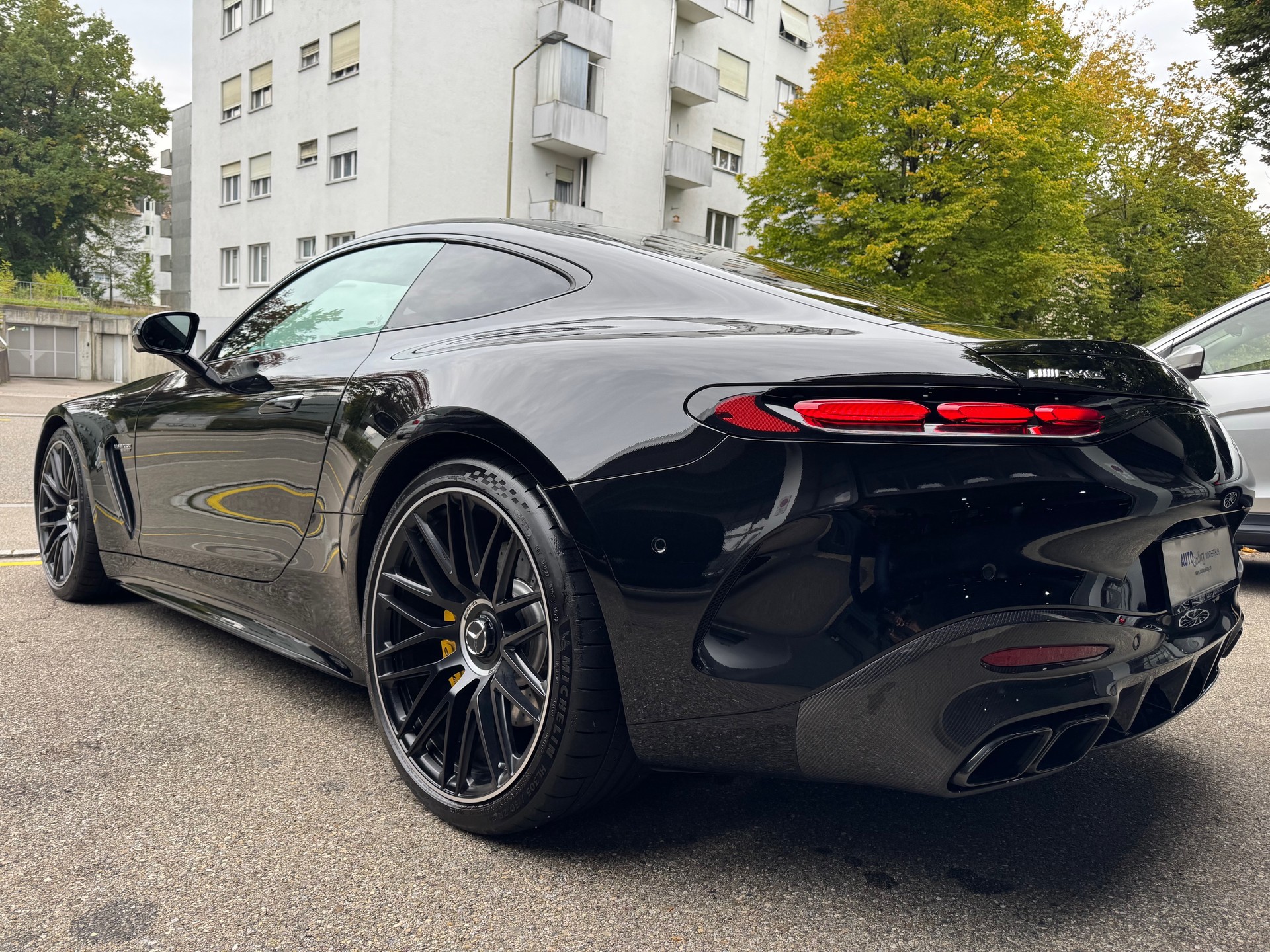 MERCEDES-BENZ AMG GT 63 4Matic+ Executive Edition-image-6
