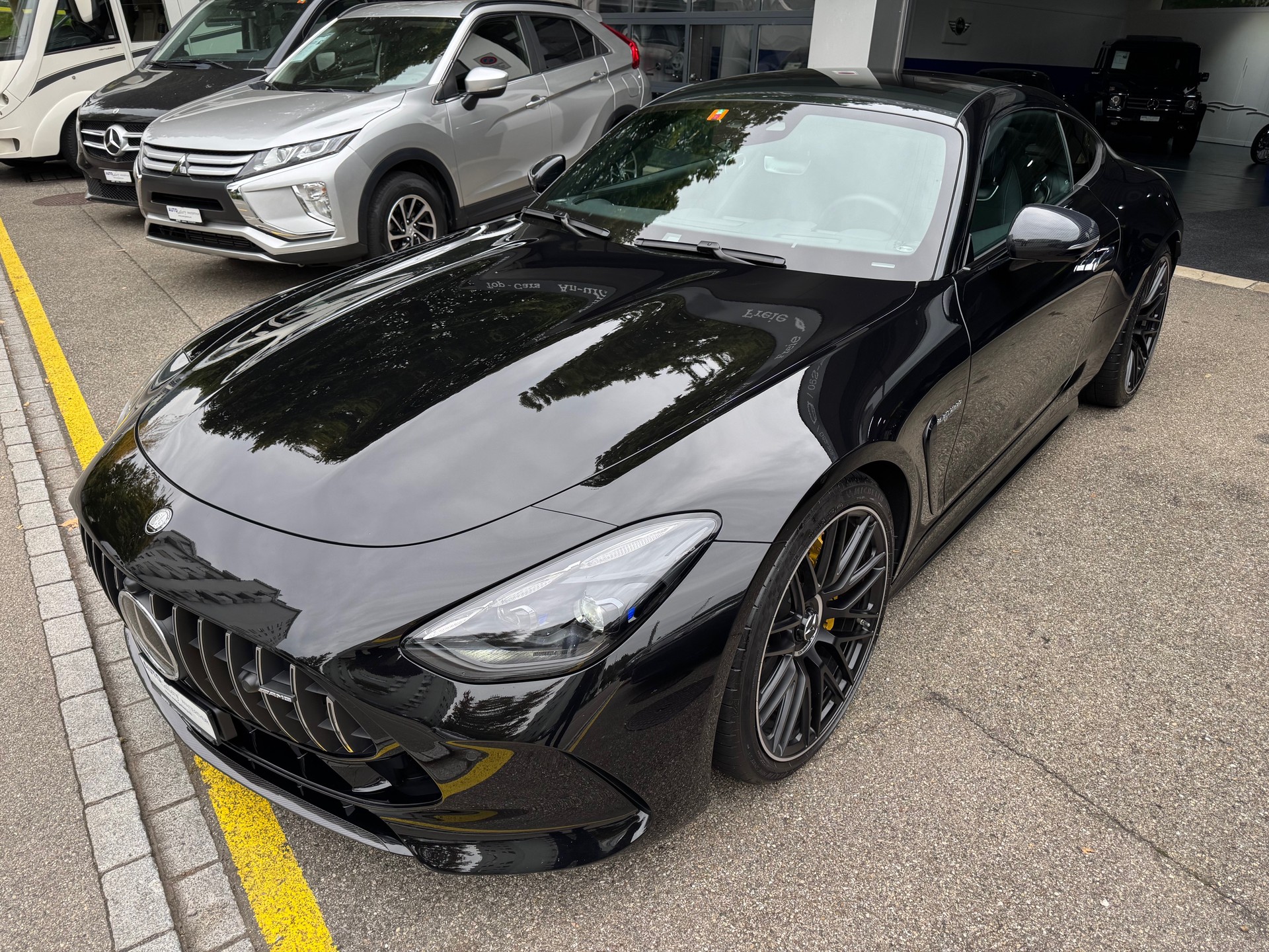 MERCEDES-BENZ AMG GT 63 4Matic+ Executive Edition-showroom-element-2