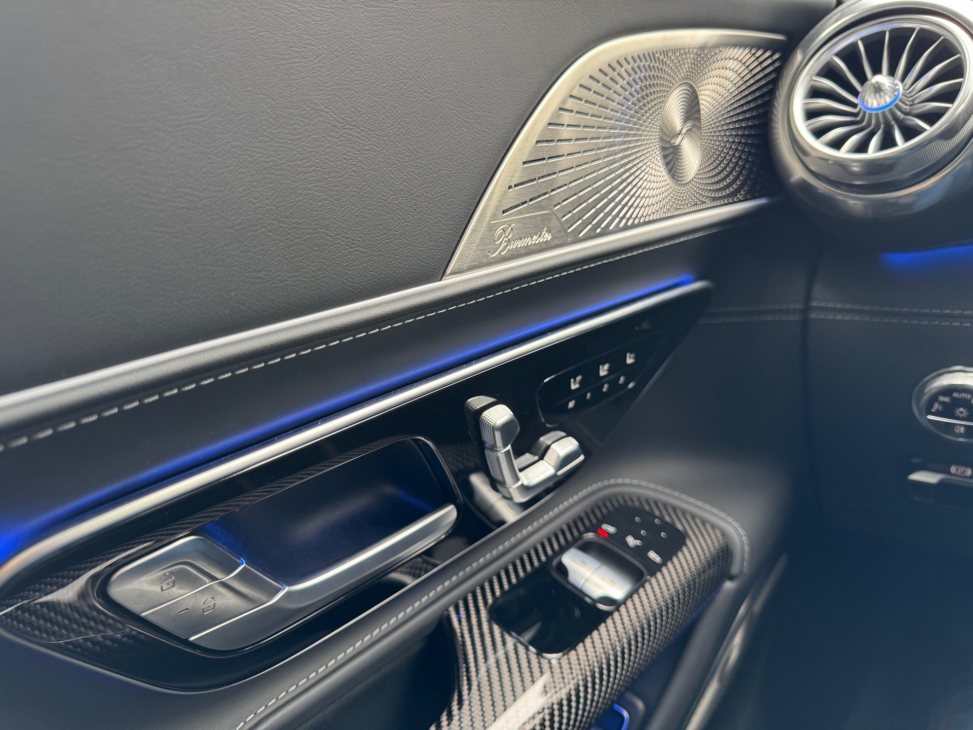 MERCEDES-BENZ AMG GT 63 4Matic+ Executive Edition-image-12