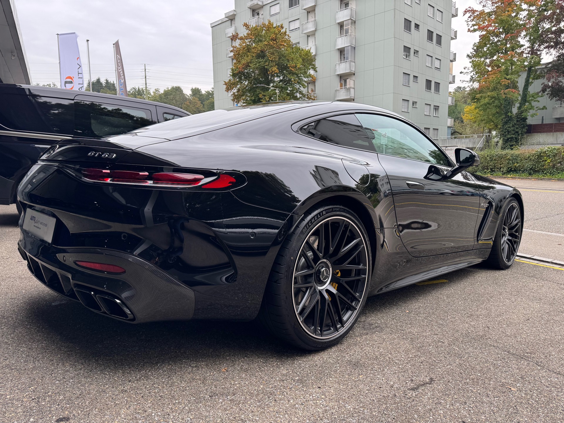 MERCEDES-BENZ AMG GT 63 4Matic+ Executive Edition-image-4