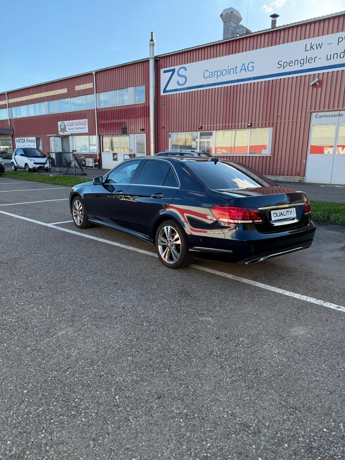 MERCEDES-BENZ E 400 Avantgarde 4Matic 7G-Tronic-image-4