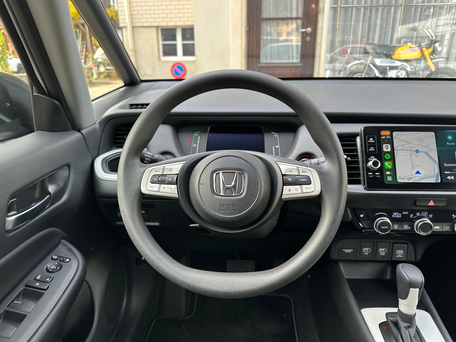 HONDA Jazz 1.5i-MMD Elegance E-CVT-image-5