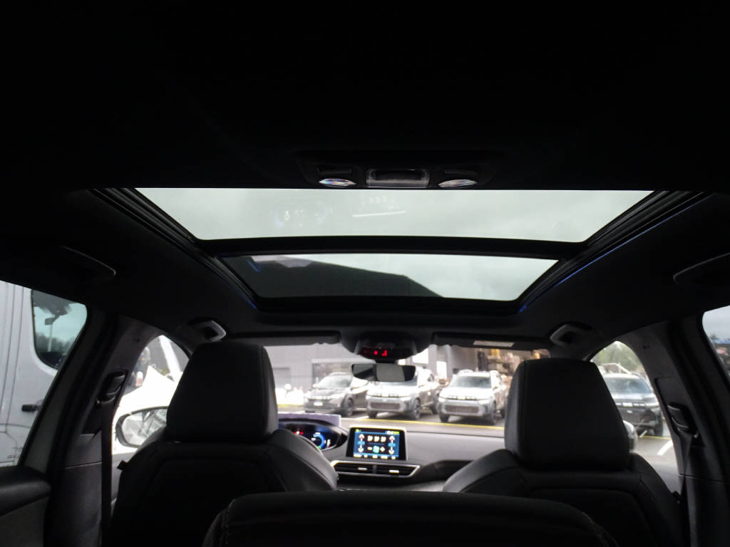 PEUGEOT 3008 1.6 Plug-in Hybrid4 GT-image-7