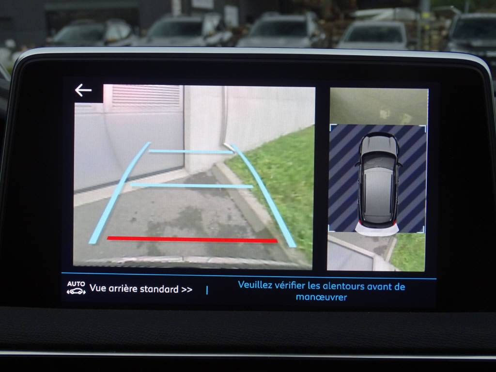 PEUGEOT 3008 1.6 Plug-in Hybrid4 GT-image-12
