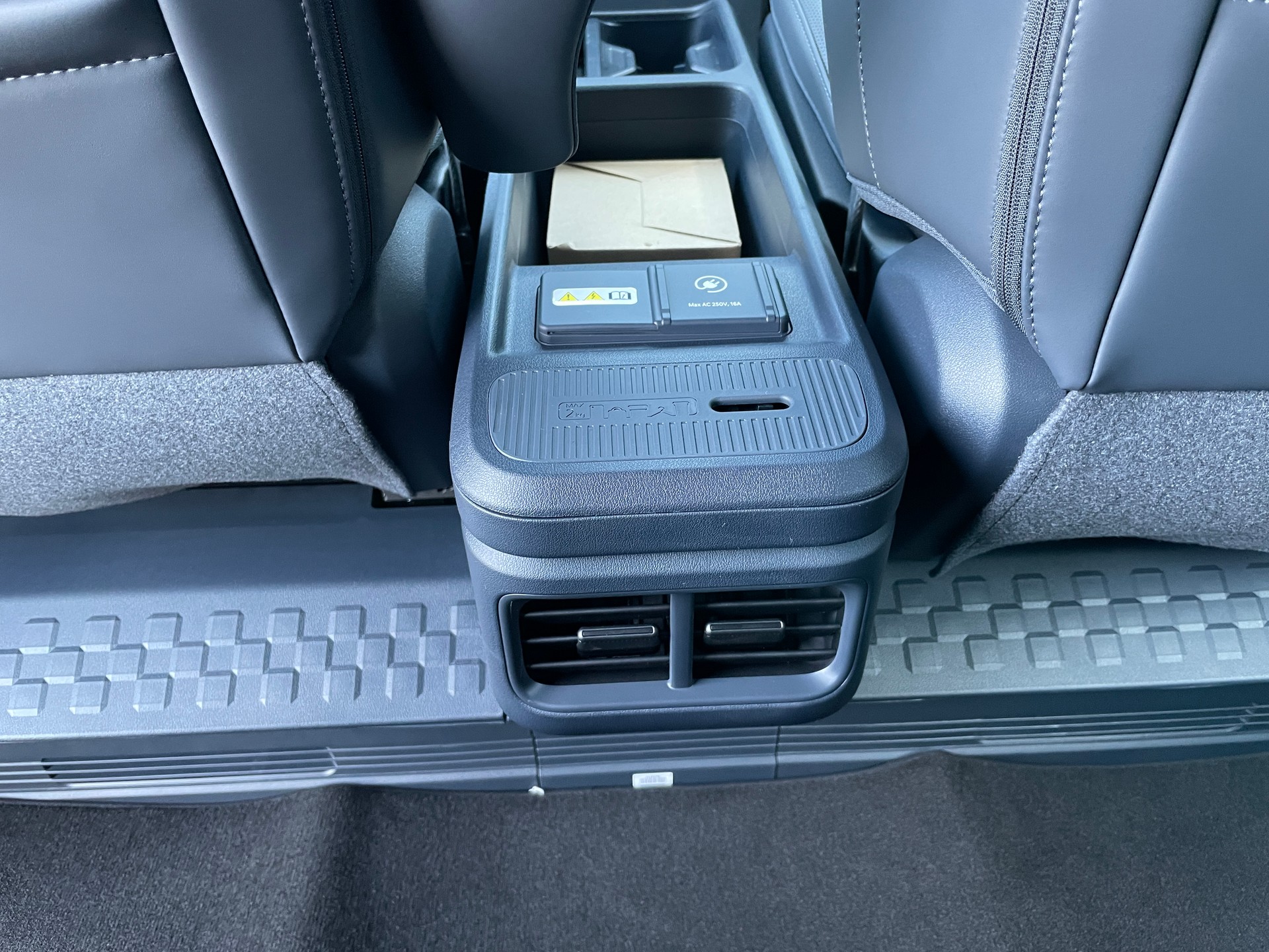 KIA PV5 71.2 kWh Elite mit Wärmepumpe, VOLLAUSSTATTUNG-image-20