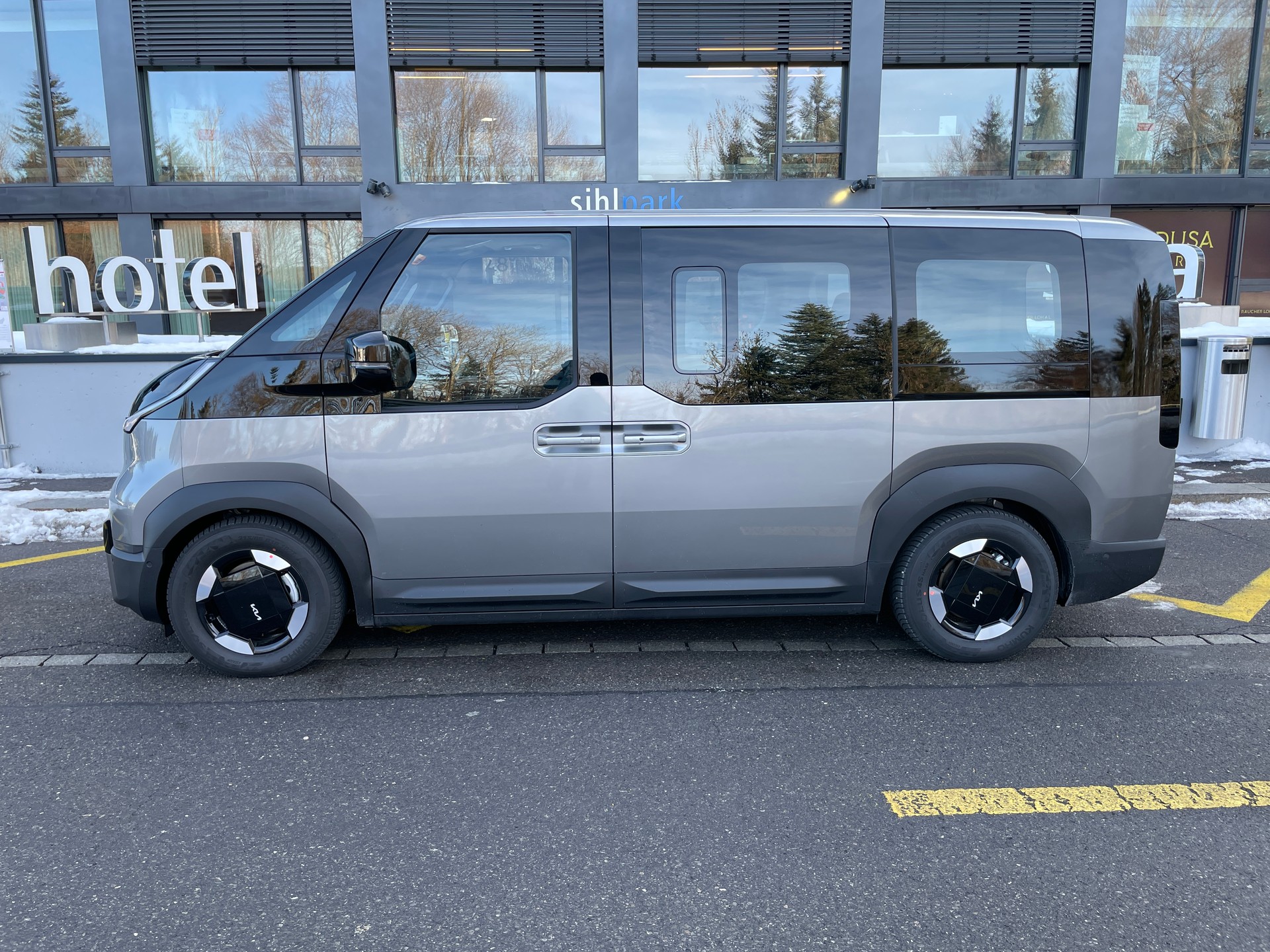 KIA PV5 71.2 kWh Elite mit Wärmepumpe, VOLLAUSSTATTUNG-image-13