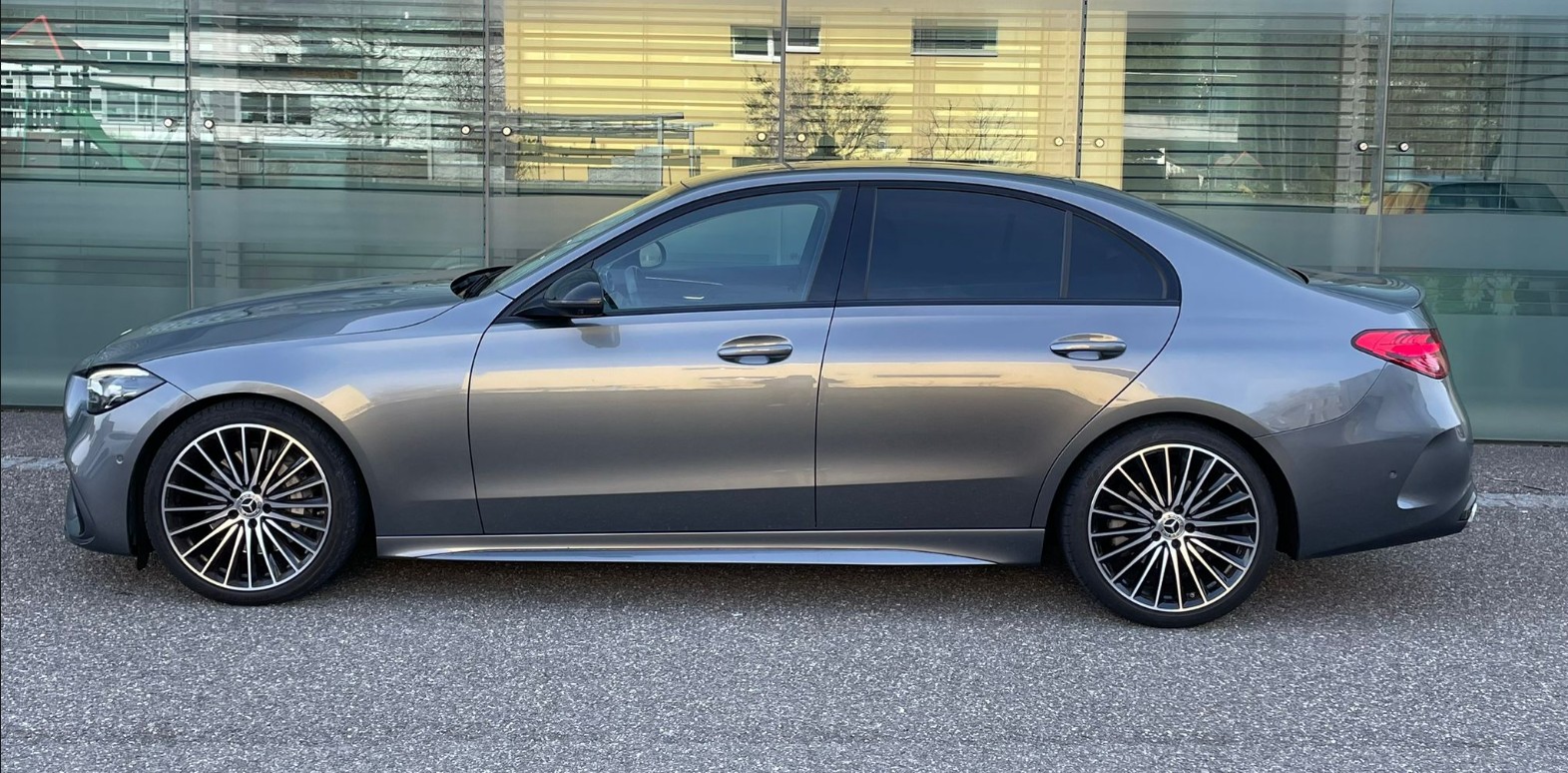 MERCEDES-BENZ C 300 4Matic AMG Line