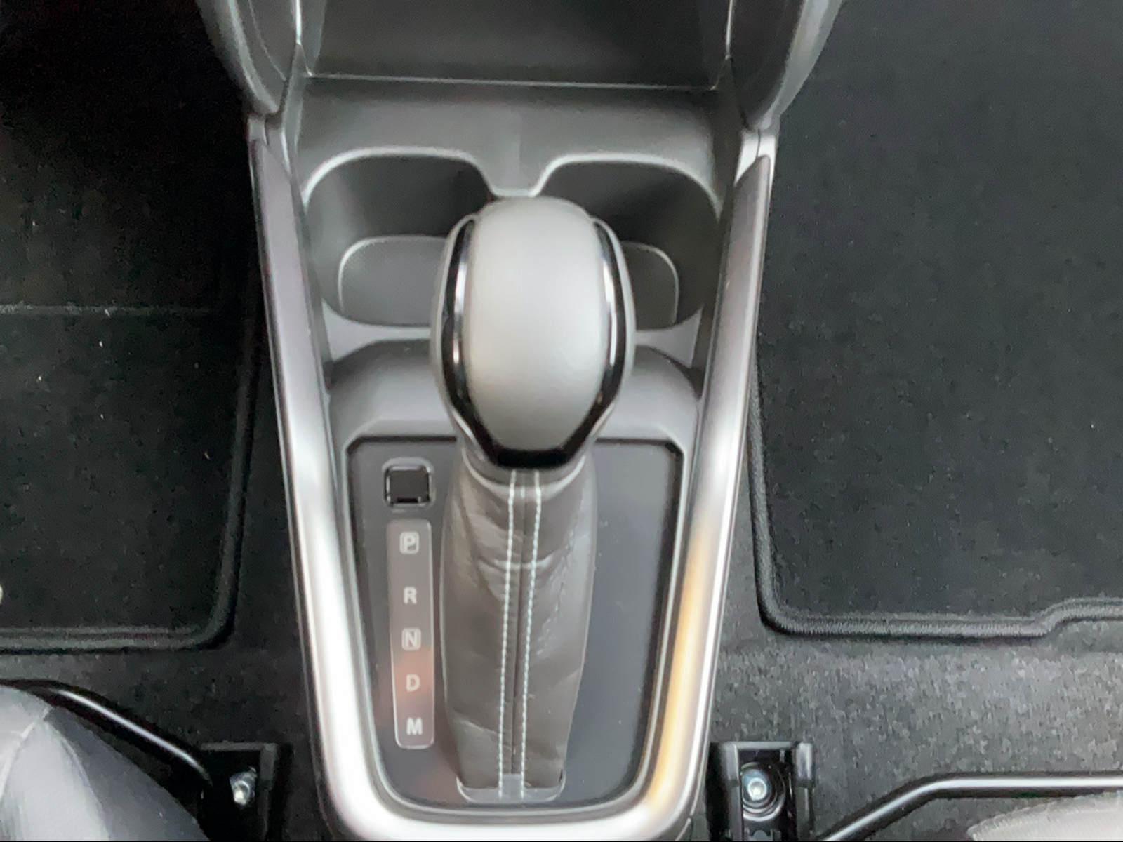 SUZUKI Swift 1.2 Sakura Top Hybrid-image-8