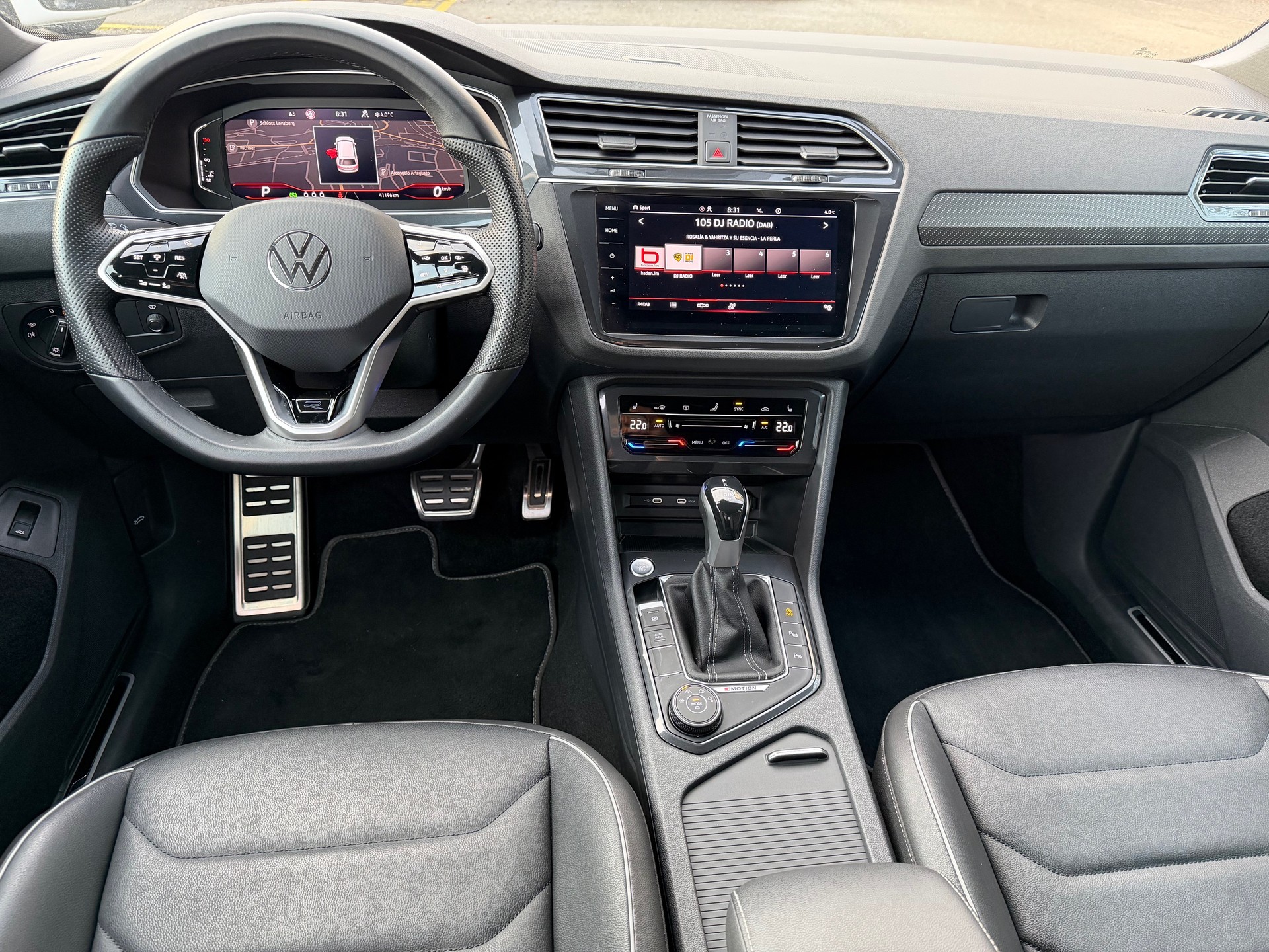 VW Tiguan 2.0 TDI SCR R-Line 4Motion DSG-showroom-element-3