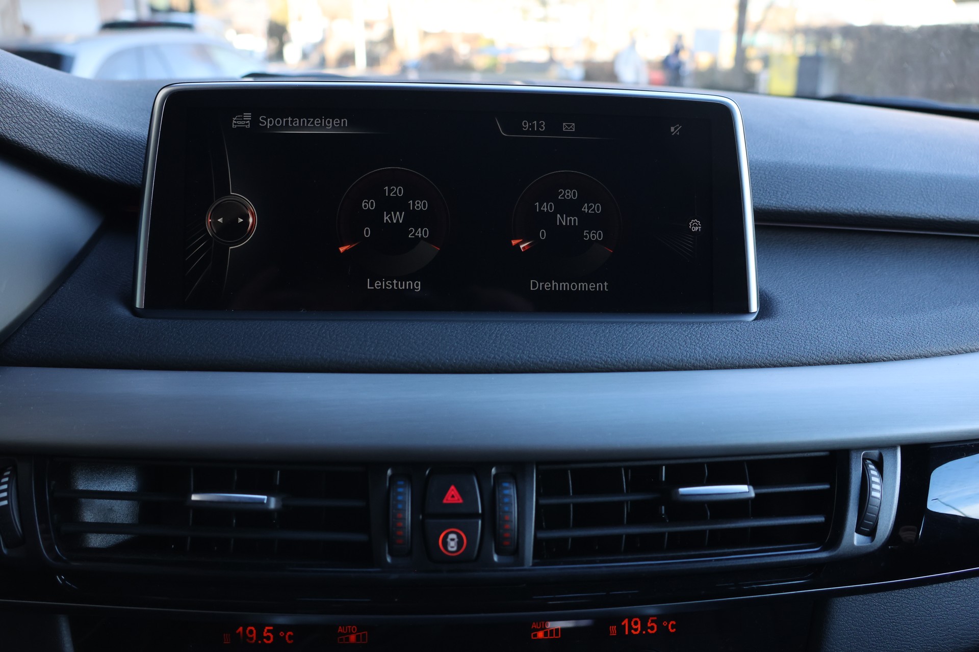 BMW X5 xDrive 30d Steptronic M Sport-image-17