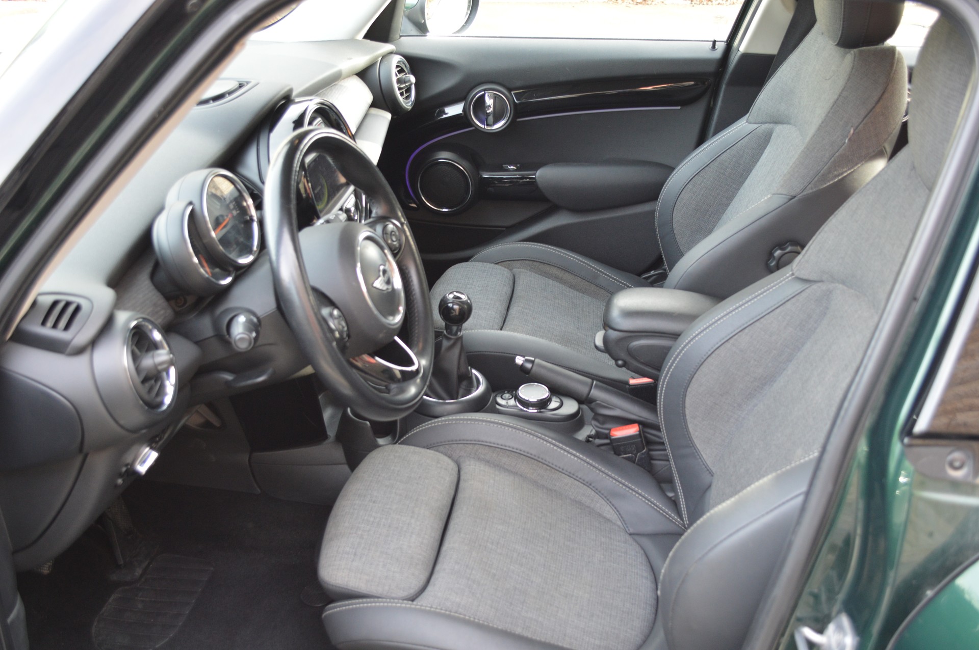 MINI One D-image-5