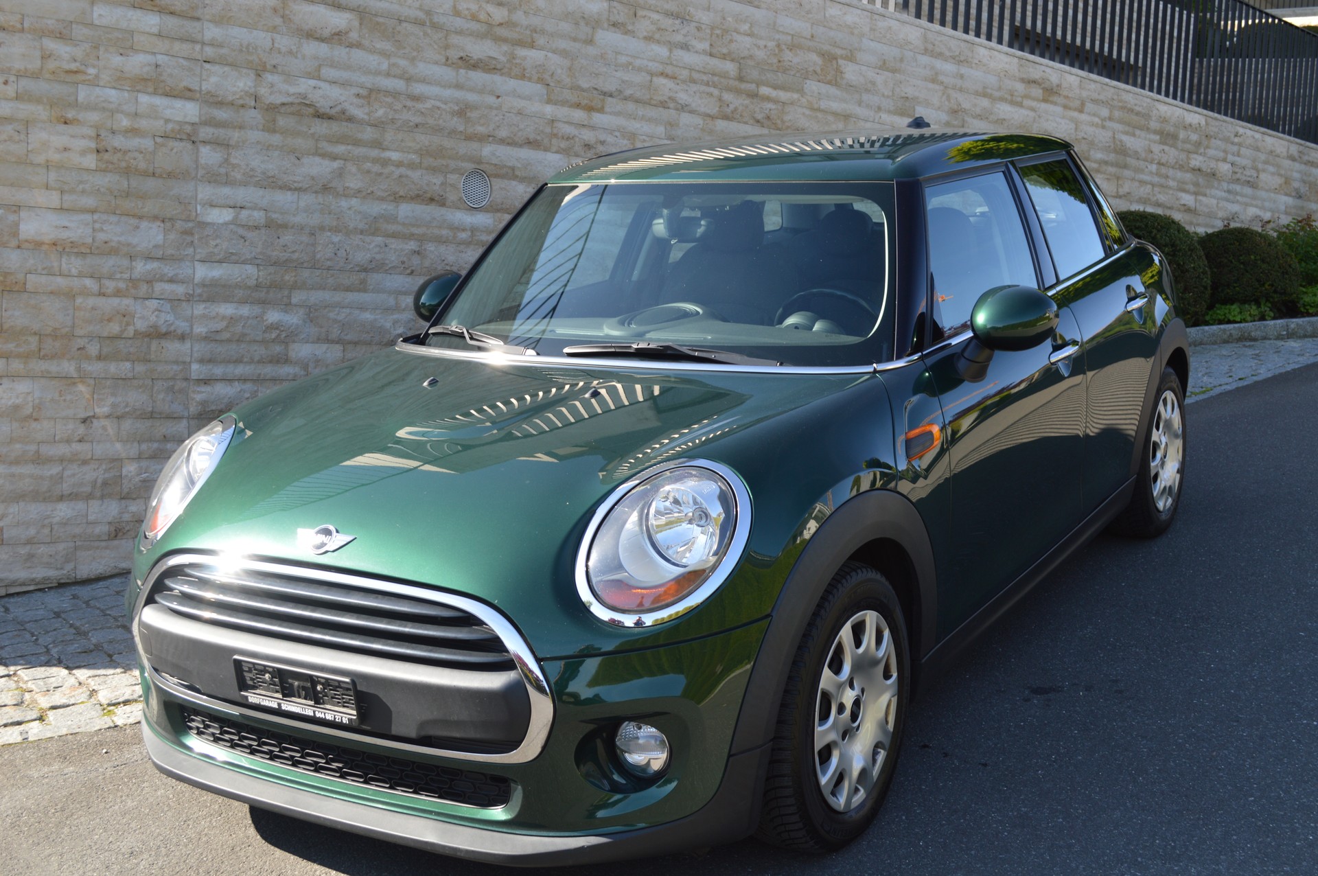MINI One D-image-1