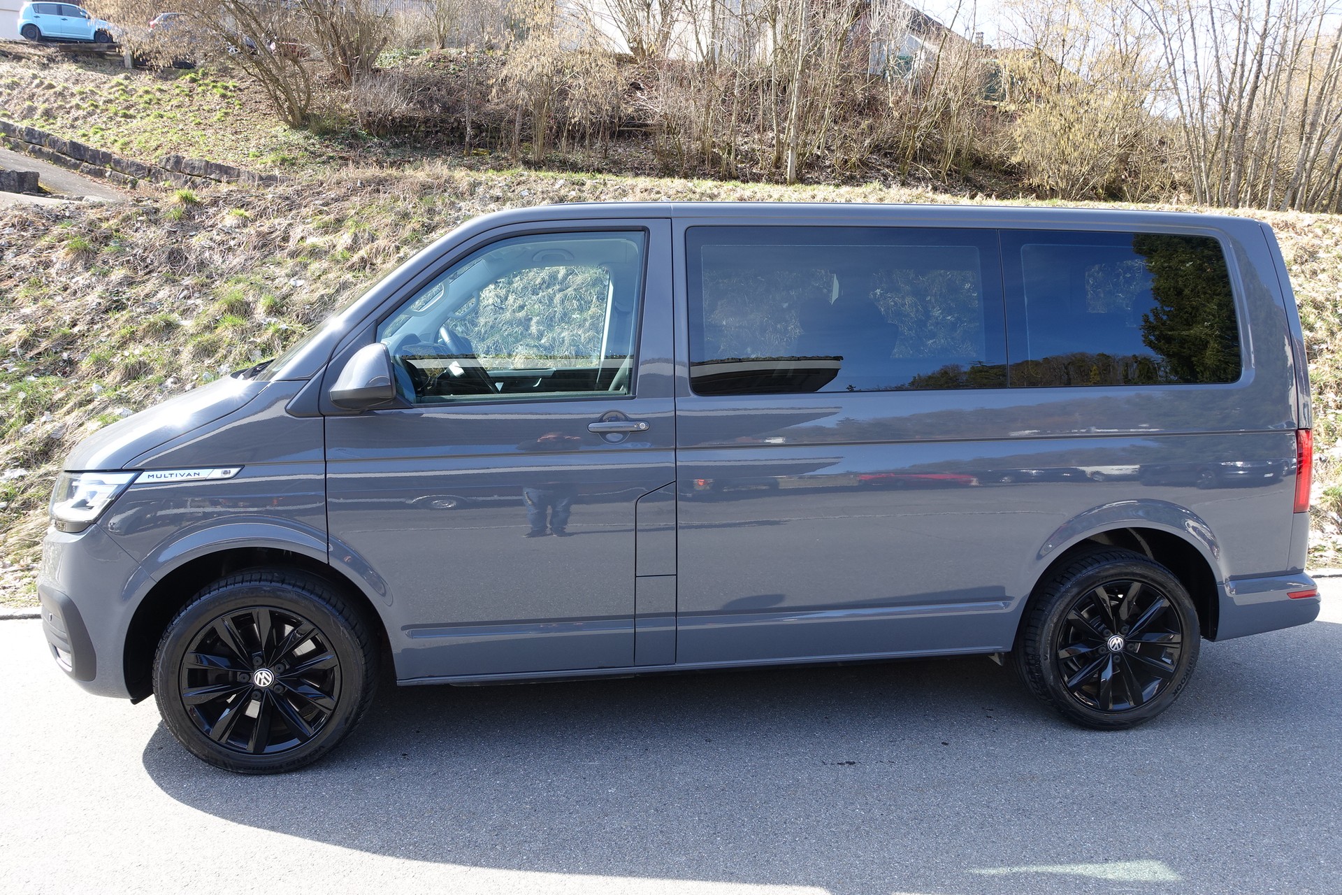 VW T6.1 Multivan 2.0 Bi-TDI Liberty Edition 4Motion DSG-image-4
