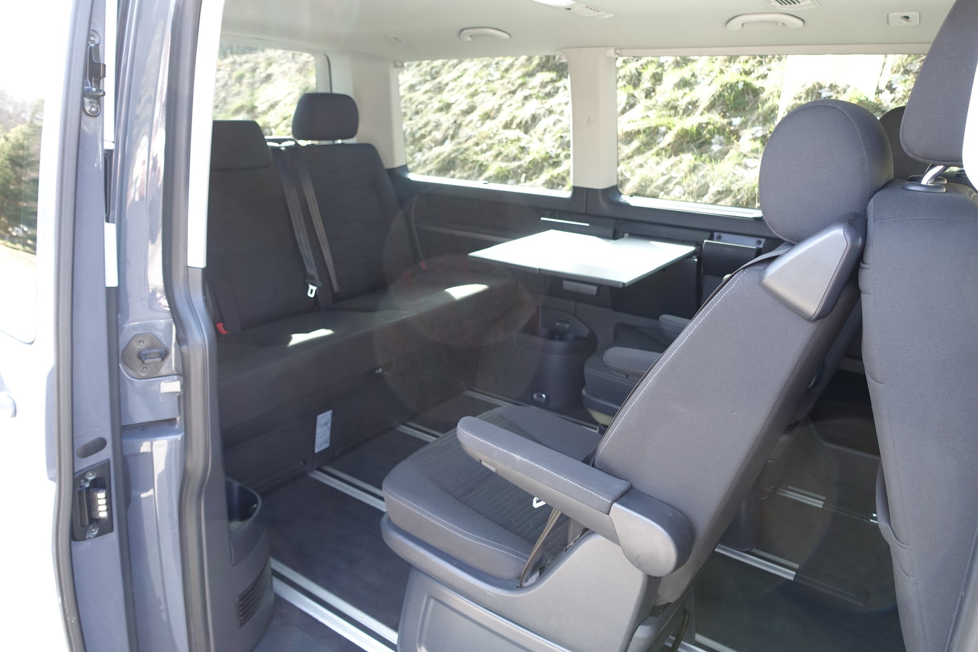 VW T6.1 Multivan 2.0 Bi-TDI Liberty Edition 4Motion DSG-image-12
