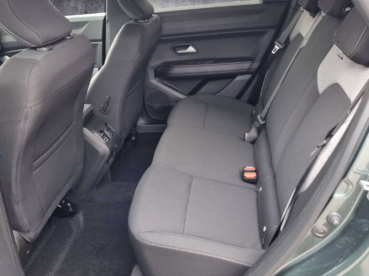 DACIA Bigster journey hybrid 155-image-7