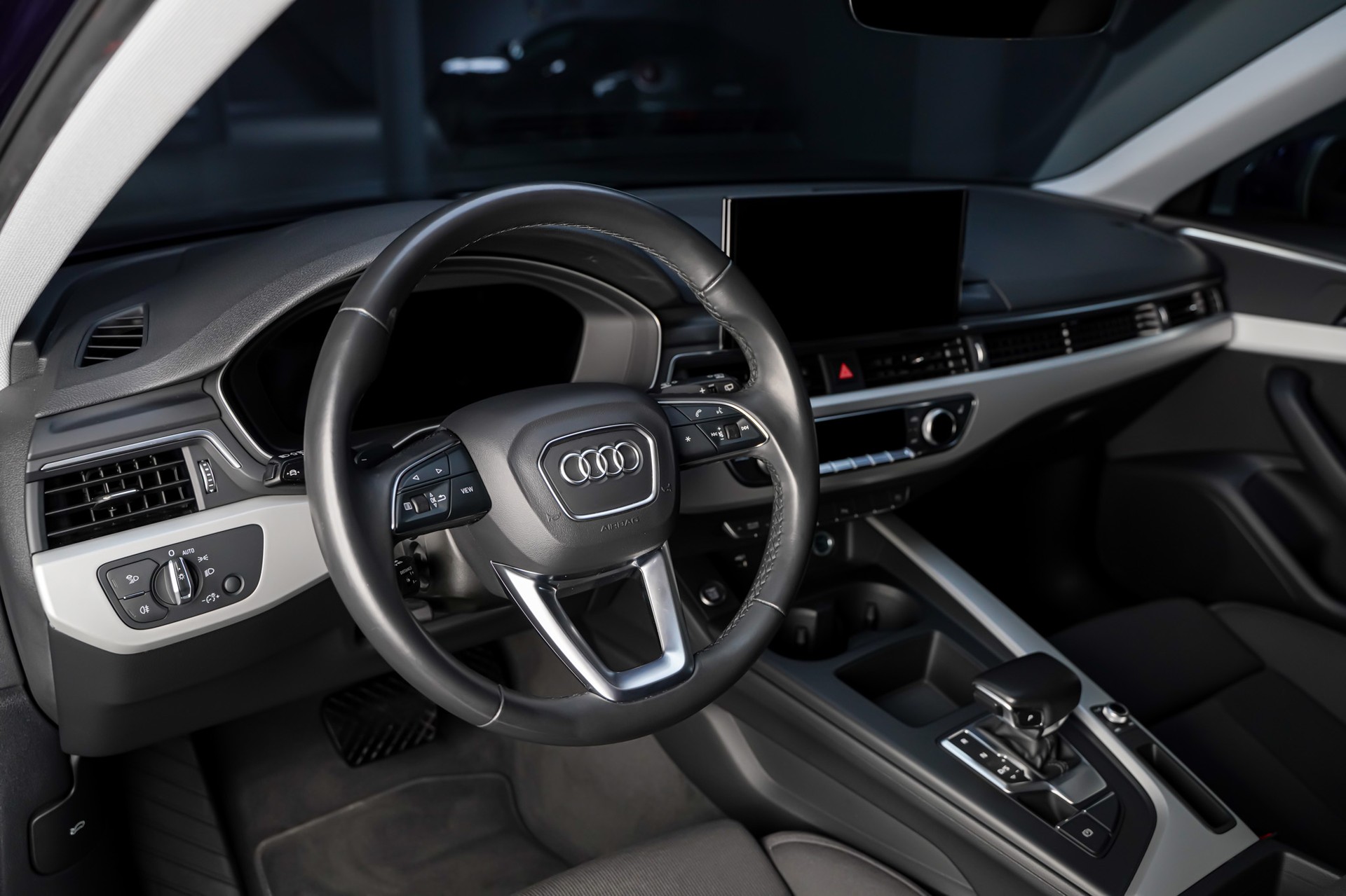 AUDI A4 Avant 40 TFSI advanced S-tronic-image-9