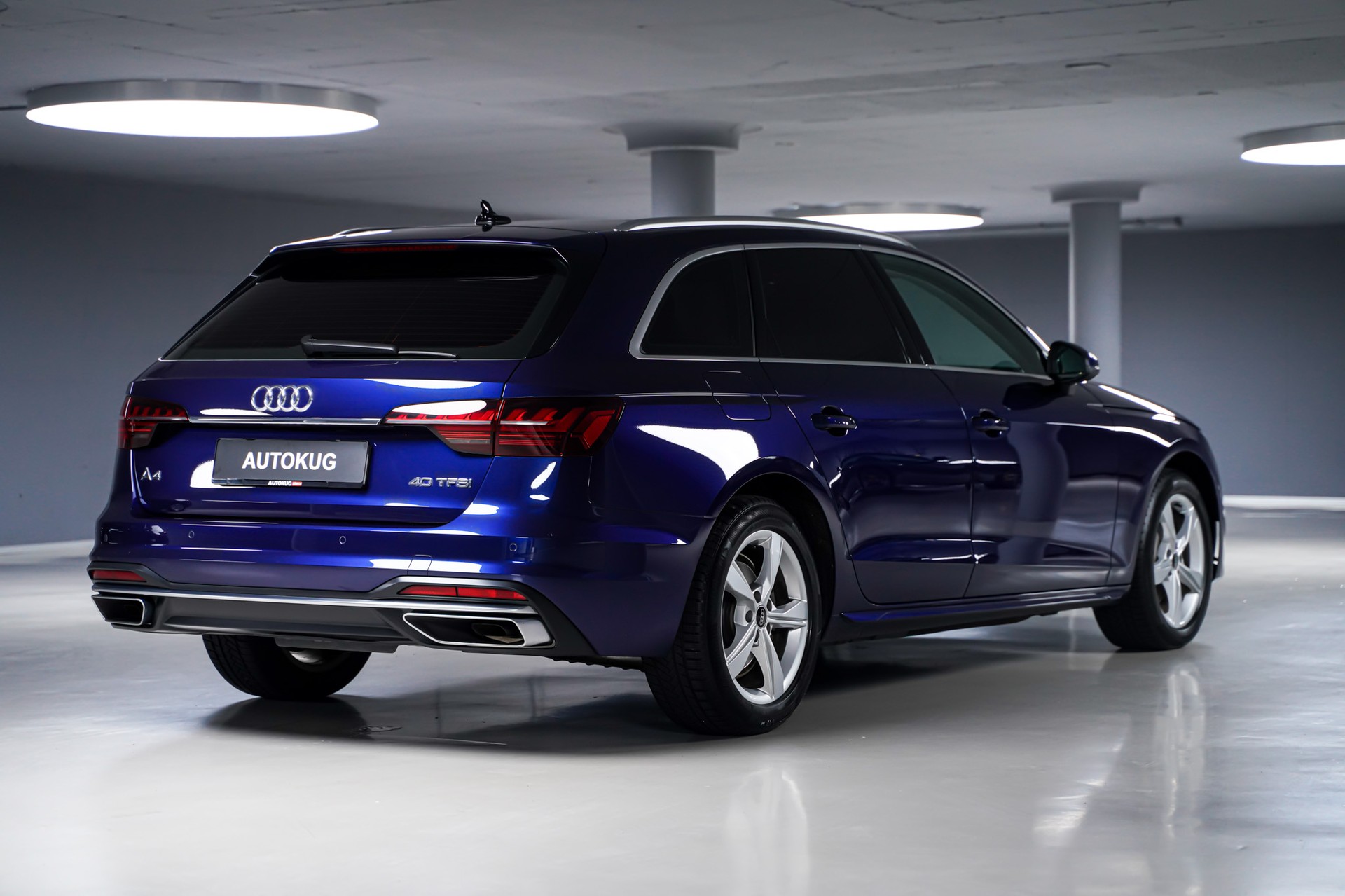 AUDI A4 Avant 40 TFSI advanced S-tronic-image-4
