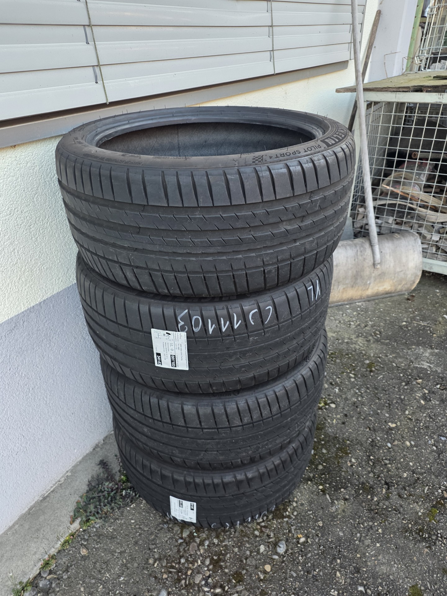 BMW 530e xDrive Touring Pure M Sport Steptronic-image-7
