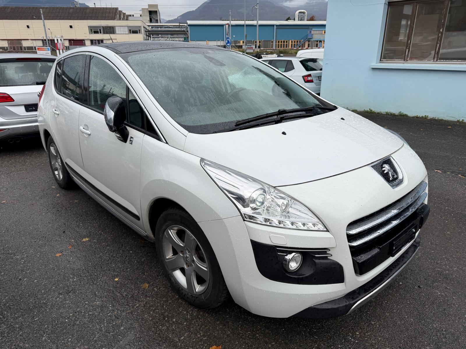 PEUGEOT 3008 HYbrid4 2.0 HDI EGS6-image-1