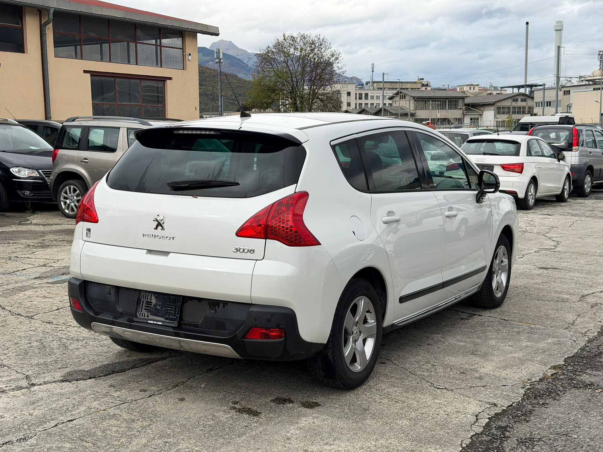 PEUGEOT 3008 HYbrid4 2.0 HDI EGS6-image-10