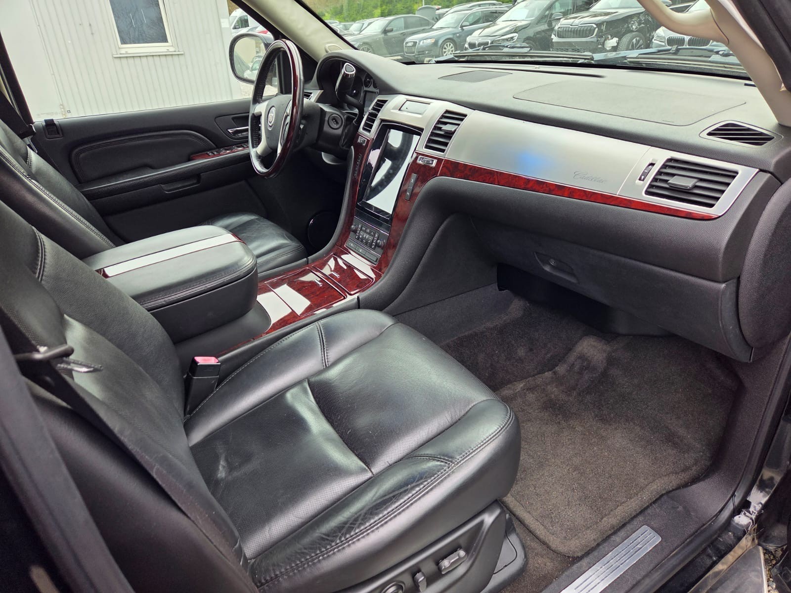 CADILLAC Escalade 6.2 Sport Luxury-image-9