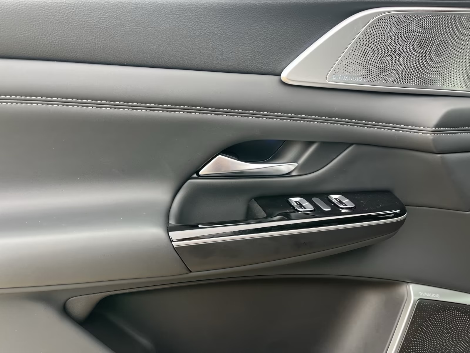XPENG G9 93kWh Performance AWD Black Edition Premium Paket/ My 2026-image-5