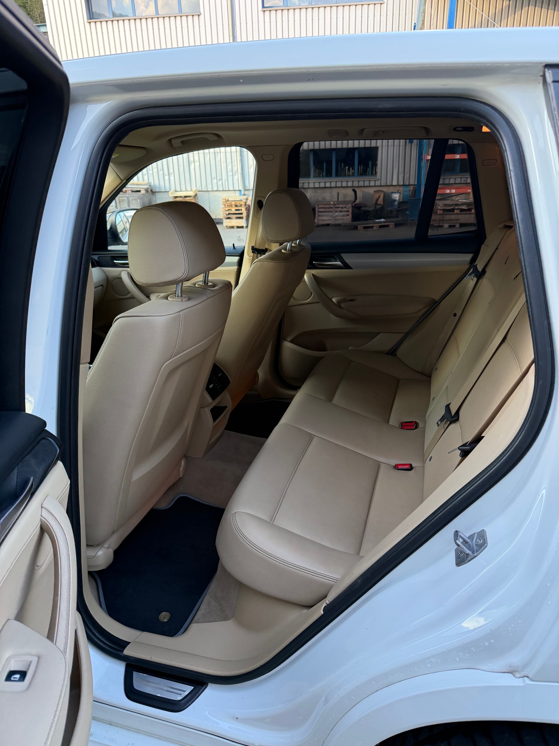 BMW-ALPINA XD3 Switch-Tronic BiTurbo-image-13