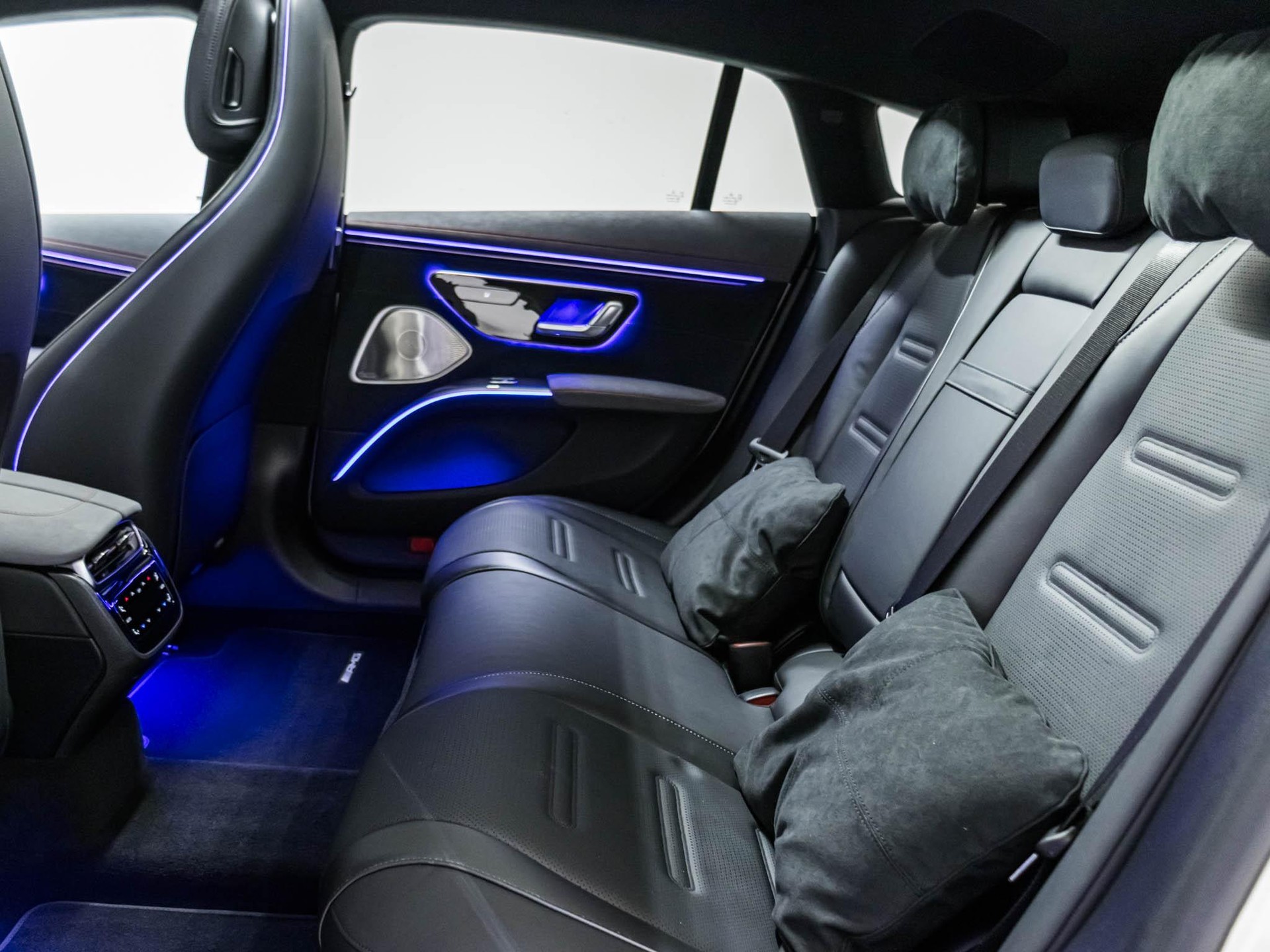 MERCEDES-BENZ EQS 53 AMG 4MATIC+-image-7