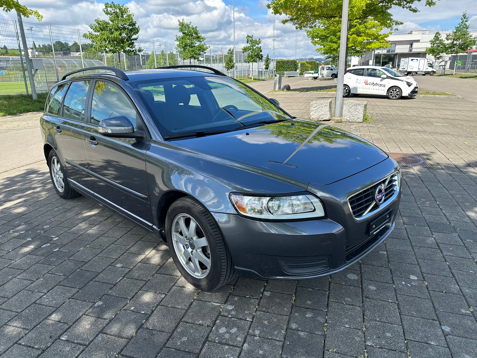 VOLVO V50 1.6 Kinetic-showroom-element-2
