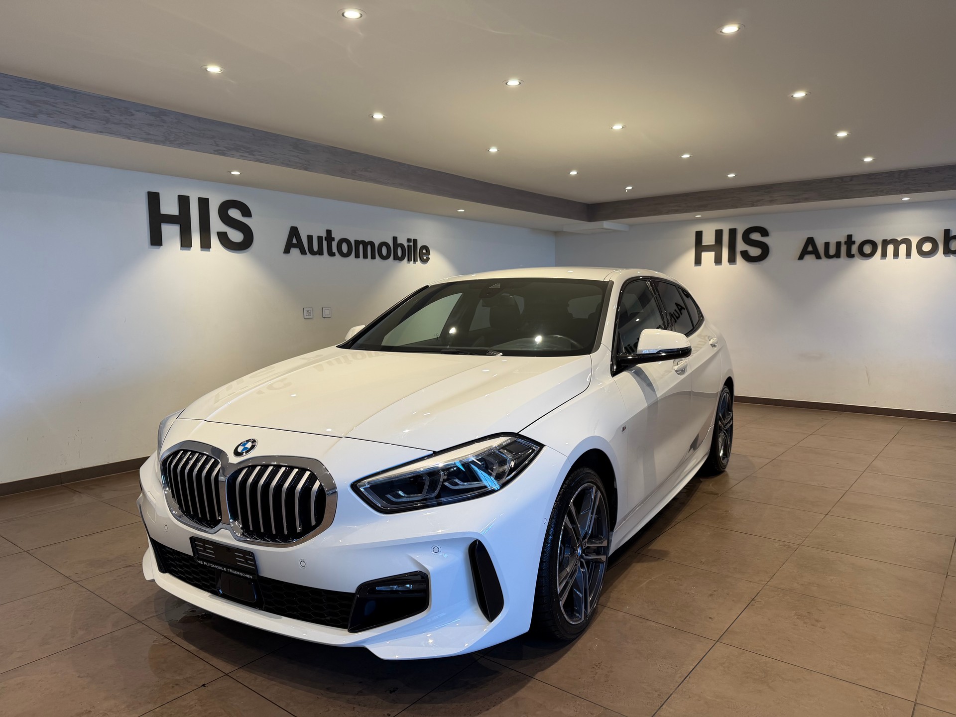 BMW 120d xDrive M-Sport-image-7