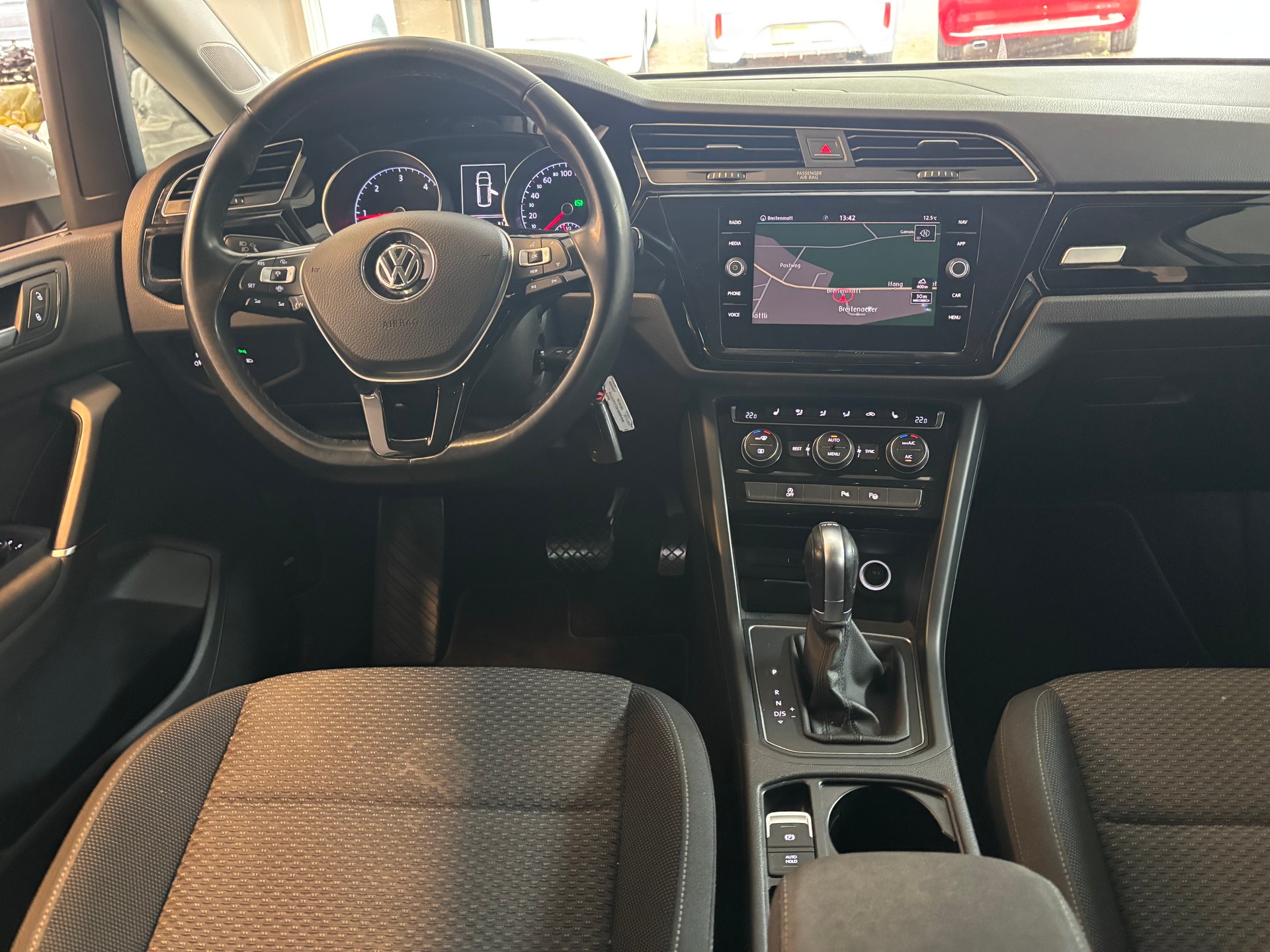 VW Touran 1.6 TDI BlueMotion Technology Comfortline DSG-image-9