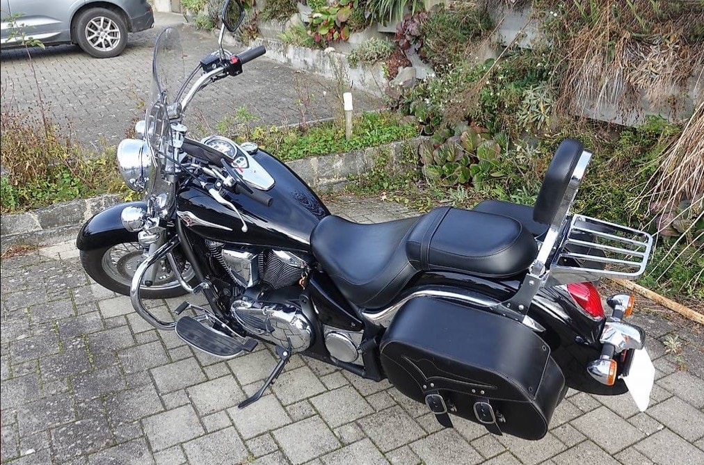 KAWASAKI VN 900 Classic Light Tourer-image-3