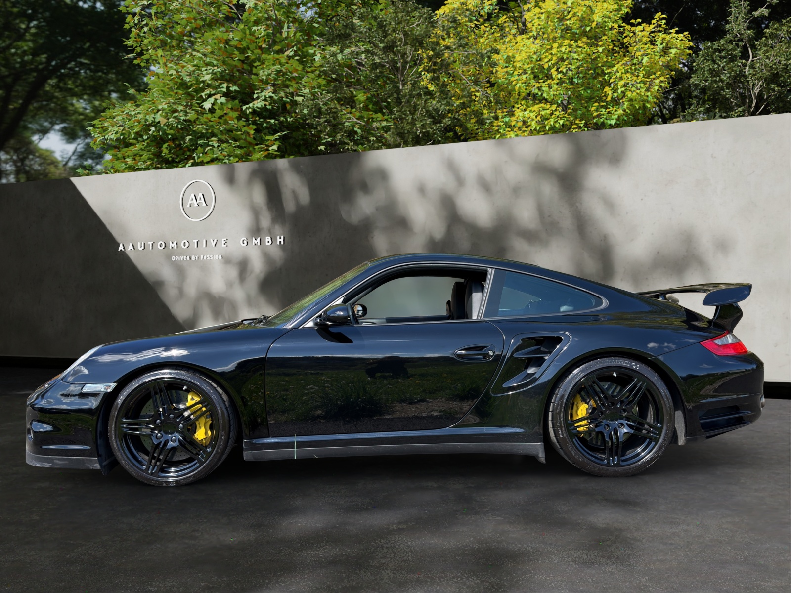 PORSCHE 911 Turbo-showroom-element-2