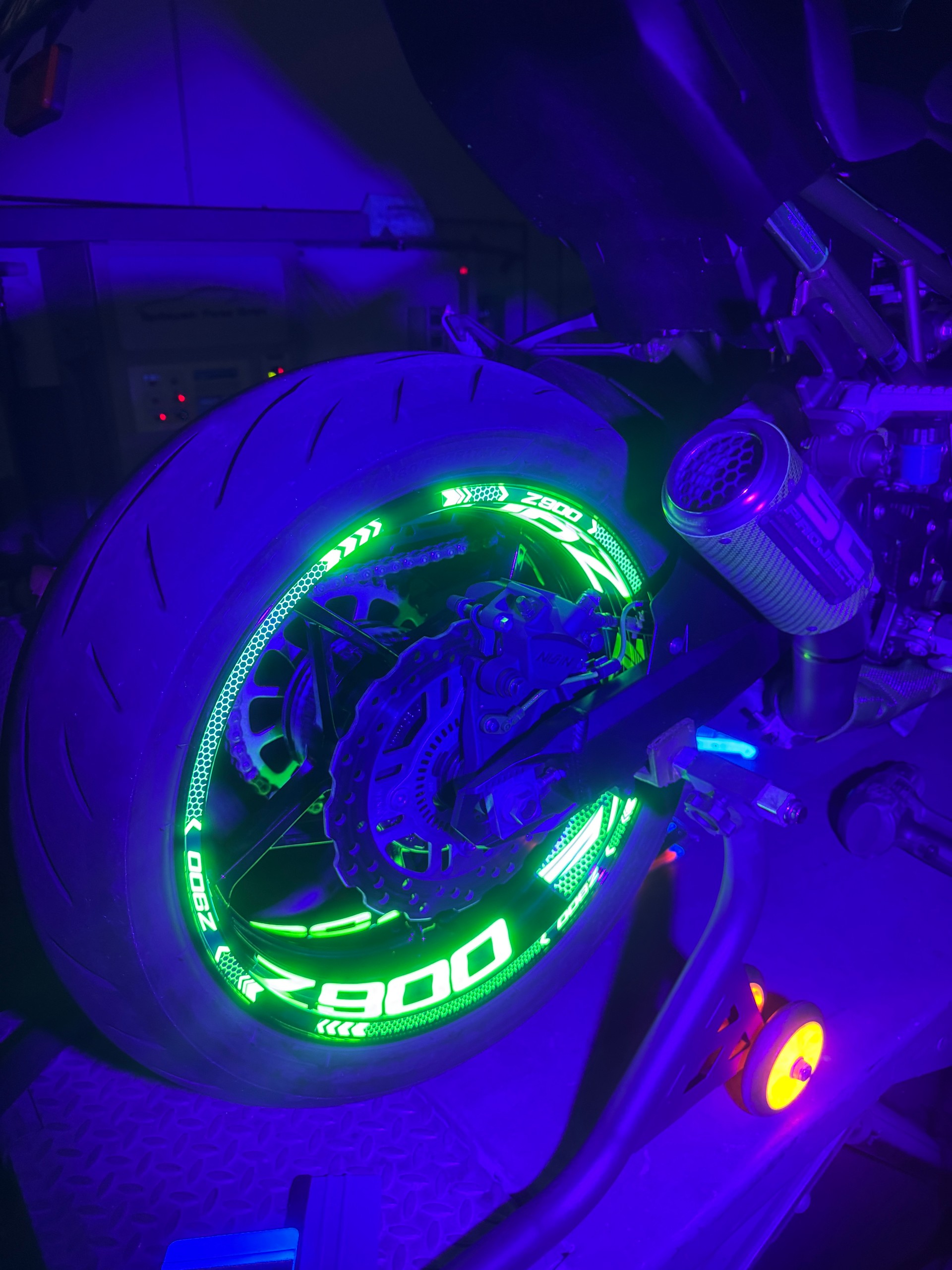 KAWASAKI Z 900-image-5