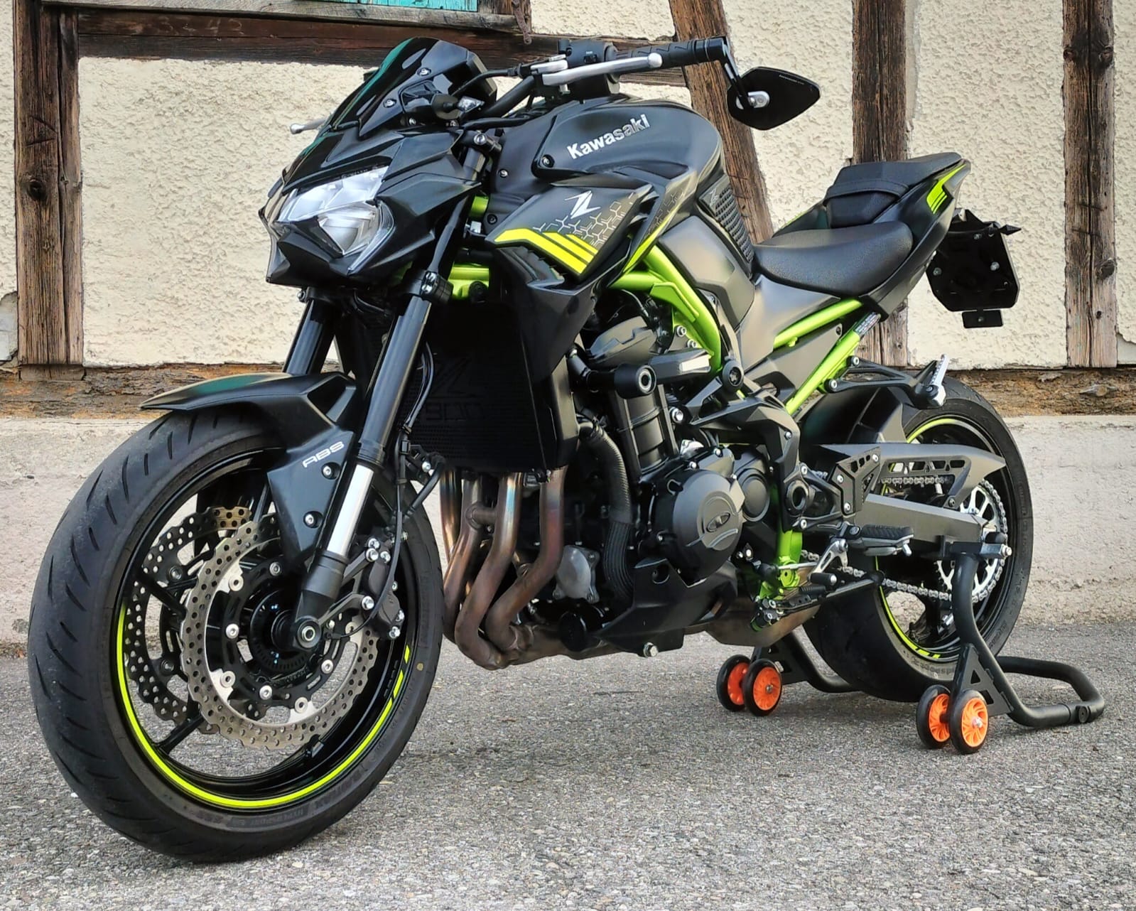 KAWASAKI Z 900-image-0