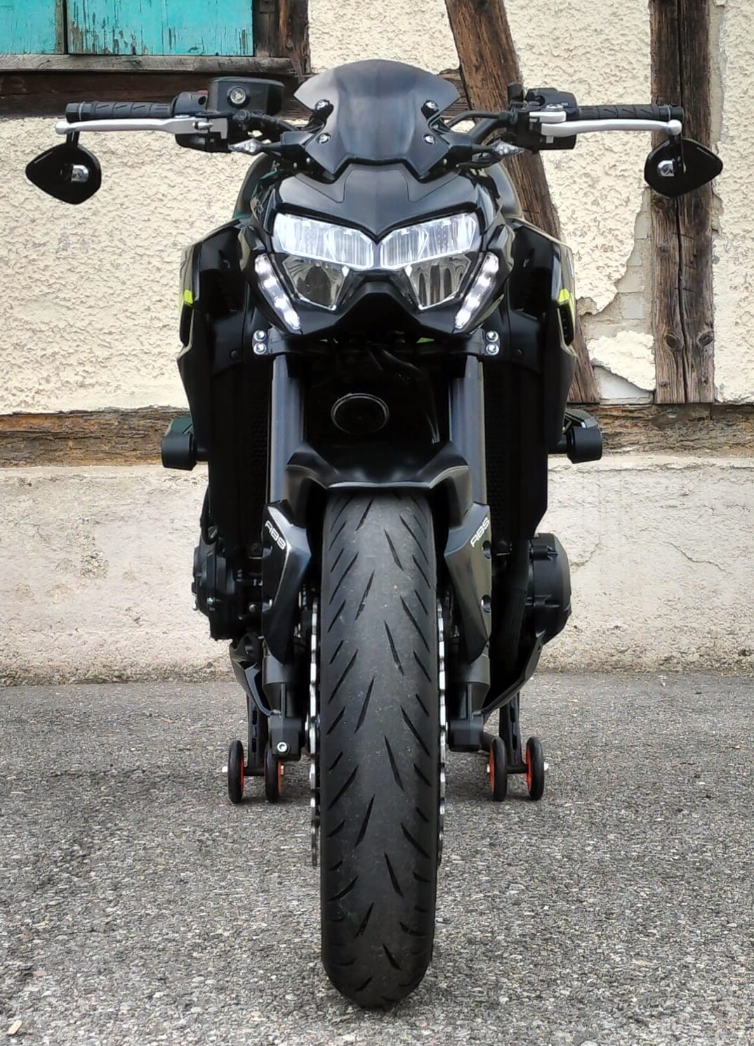 KAWASAKI Z 900-image-3