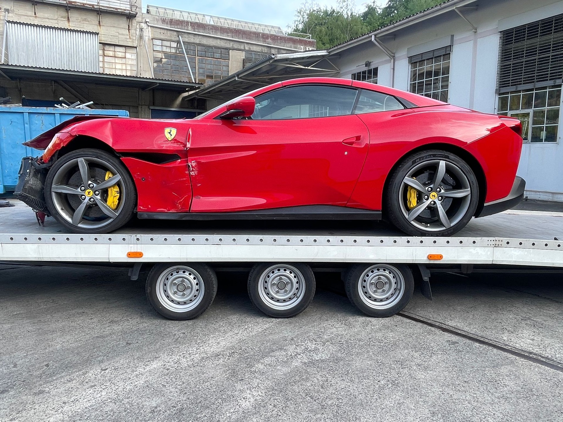 FERRARI Portofino 3.9 V8 T-image-7