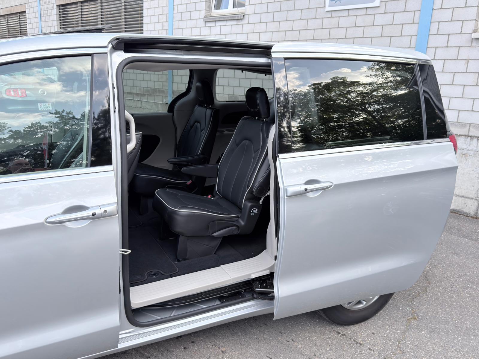 CHRYSLER PACIFICA 3.6 LIMITED 3.6-V6 7 Plätzer-image-11