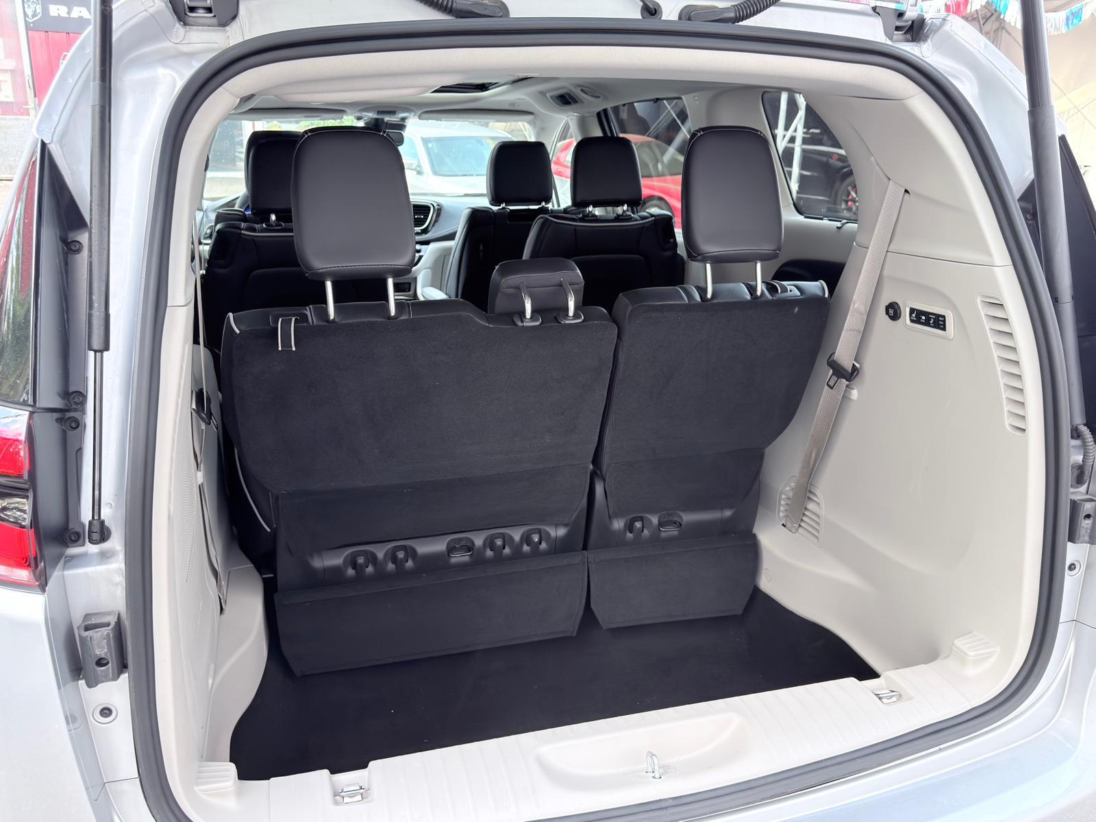 CHRYSLER PACIFICA 3.6 LIMITED 3.6-V6 7 Plätzer-image-12