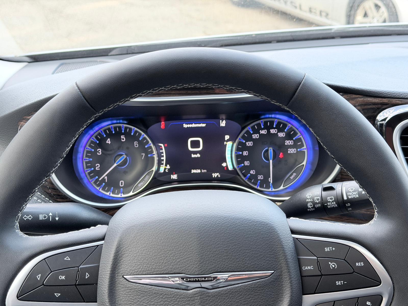 CHRYSLER PACIFICA 3.6 LIMITED 3.6-V6 7 Plätzer-image-17