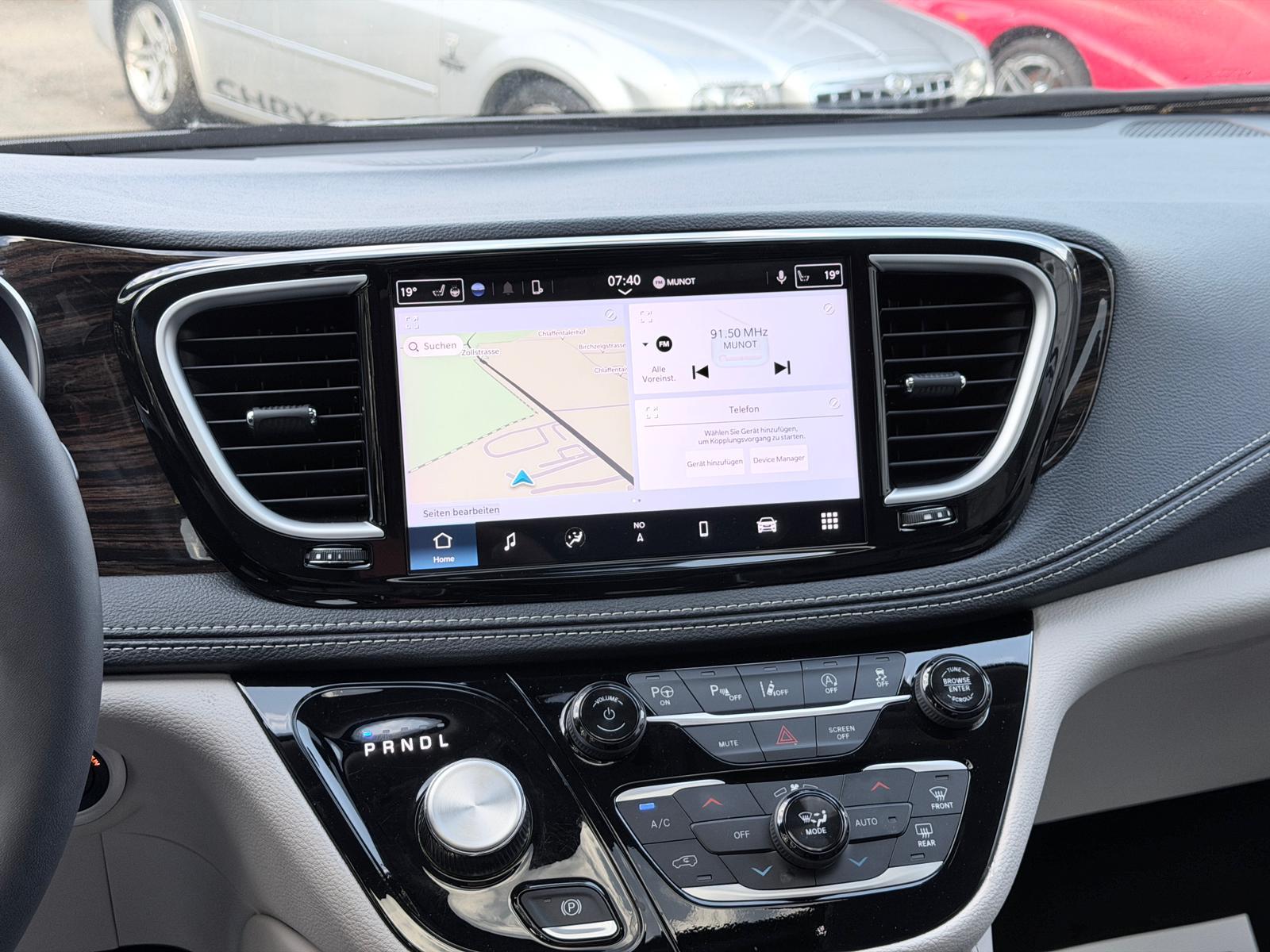 CHRYSLER PACIFICA 3.6 LIMITED 3.6-V6 7 Plätzer-image-9
