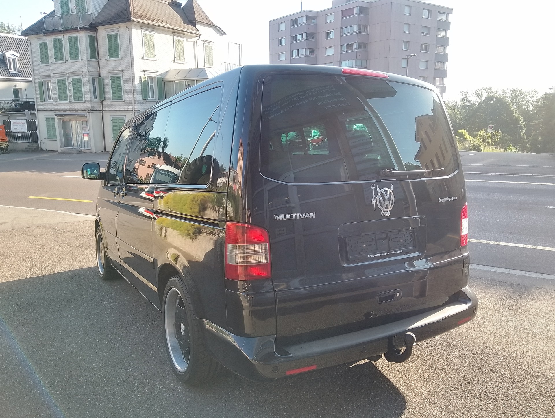 VW T5 Multivan Highline 2.5 TDI-image-10