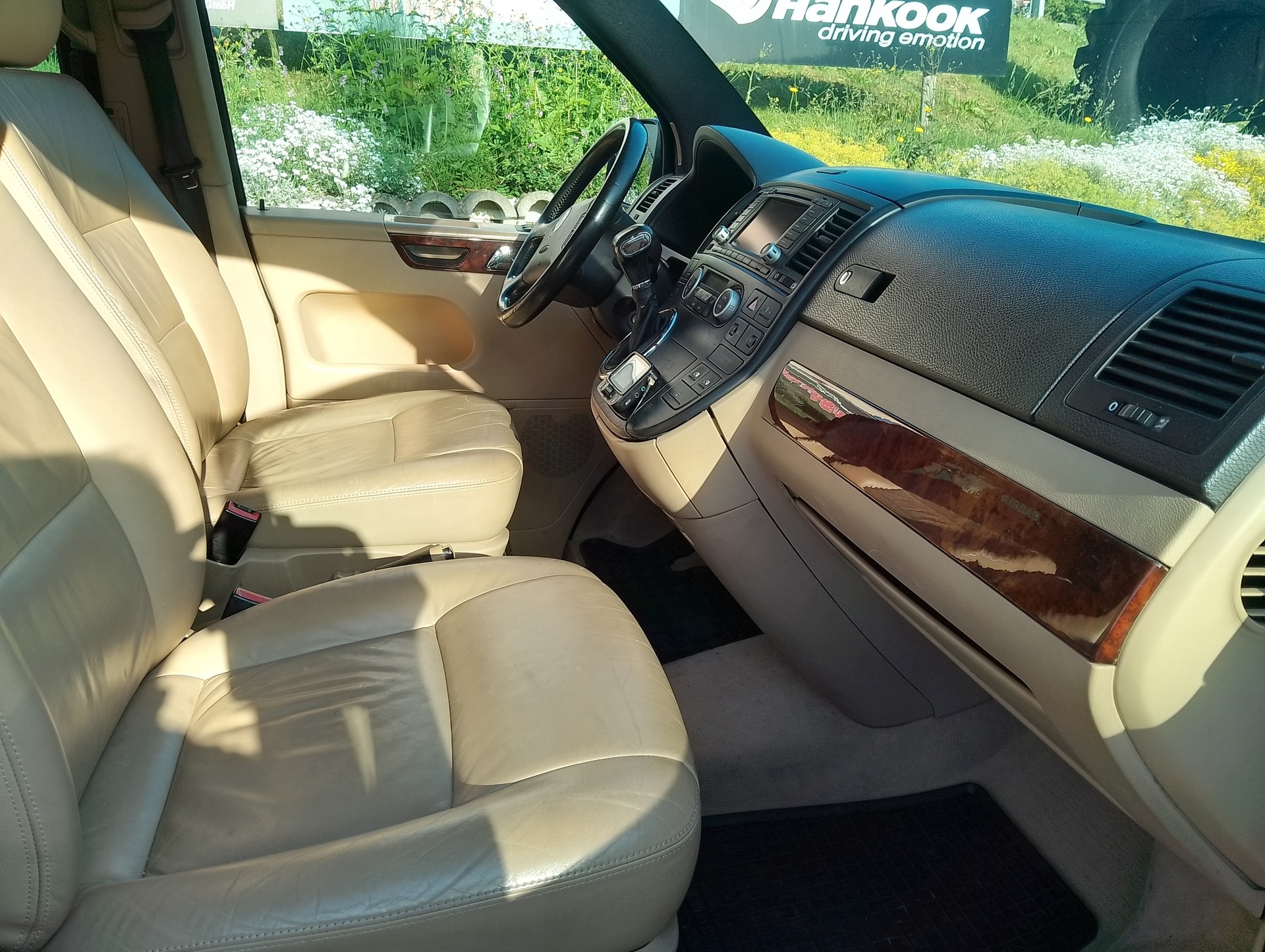VW T5 Multivan Highline 2.5 TDI-image-14