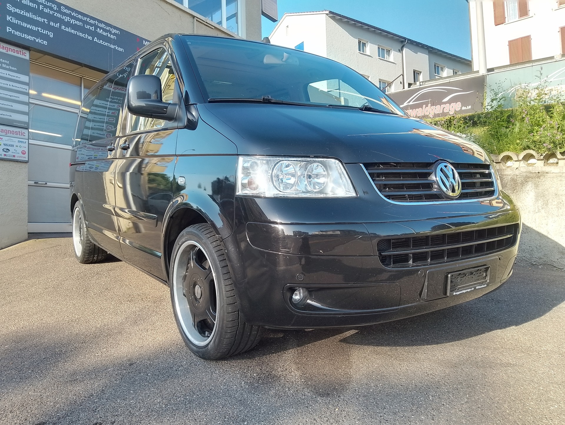 VW T5 Multivan Highline 2.5 TDI-image-4