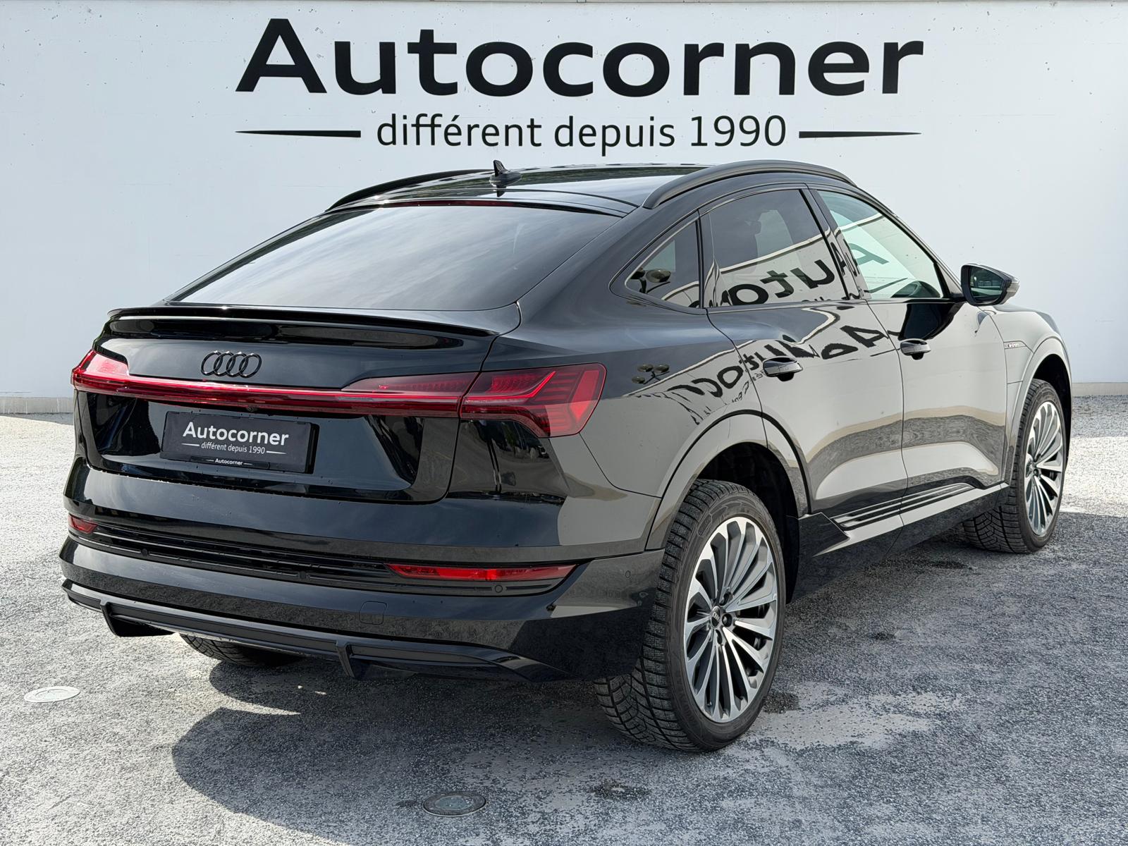 AUDI e-tron 55 Advanced Black Edition quattro-image-6
