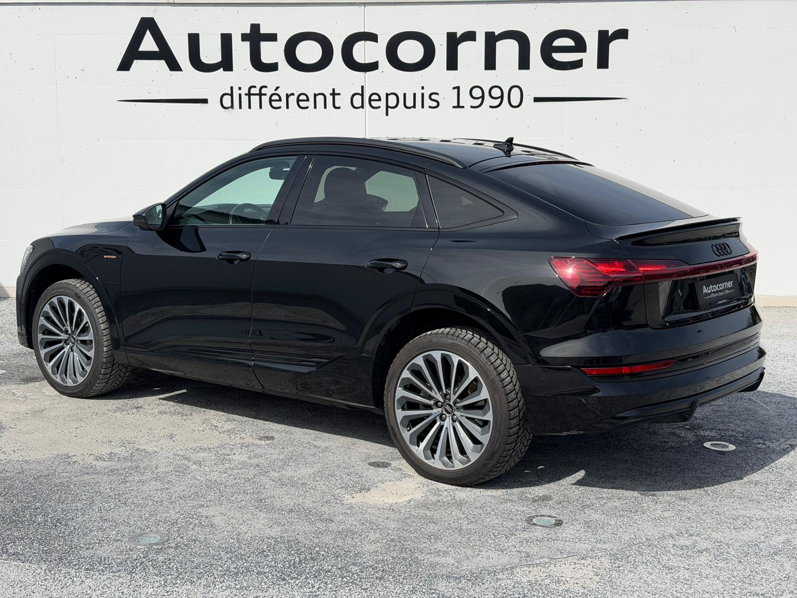 AUDI e-tron 55 Advanced Black Edition quattro-image-4