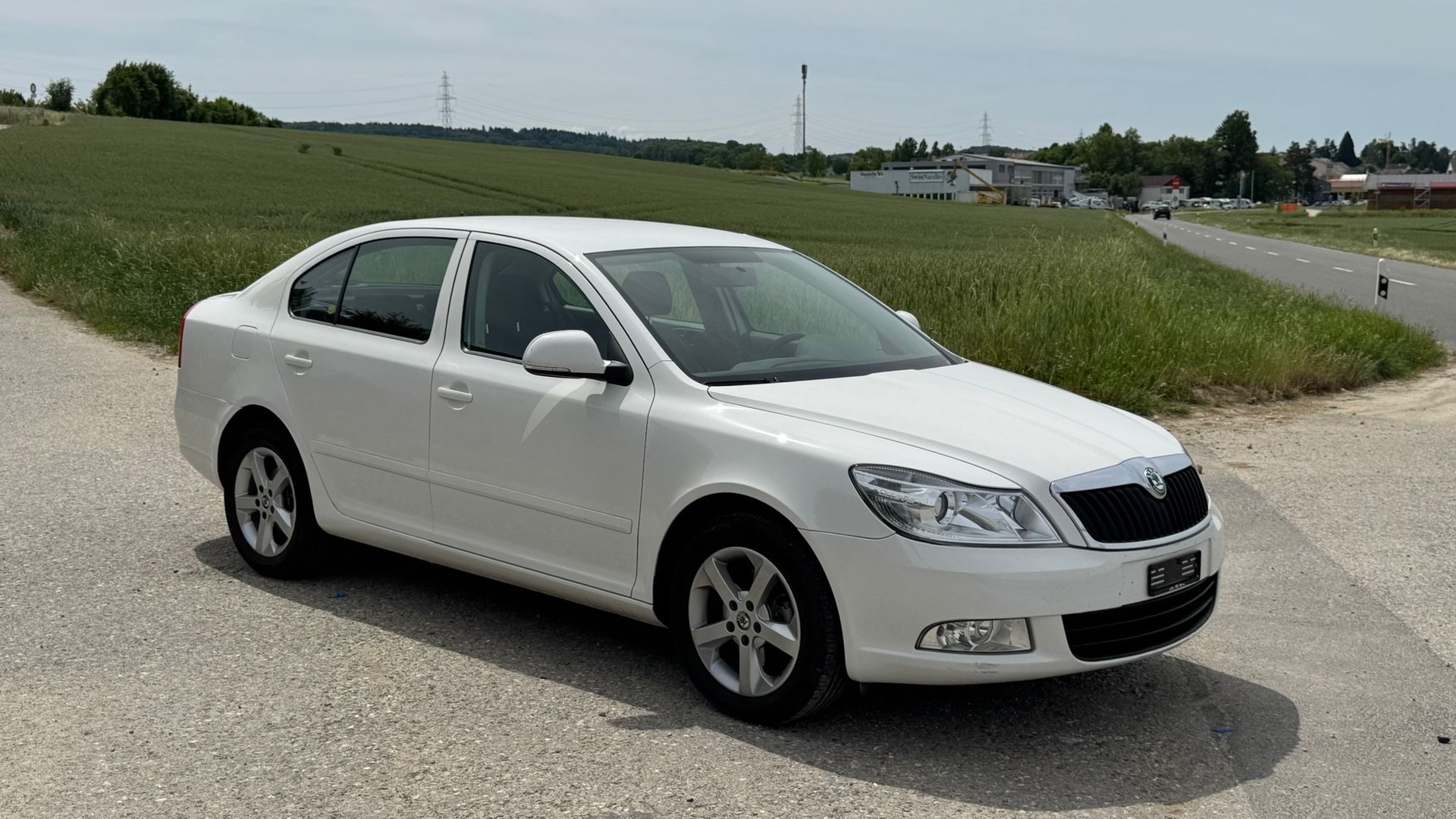 SKODA Octavia 1.8 TSI Ambition DSG-showroom-element-1