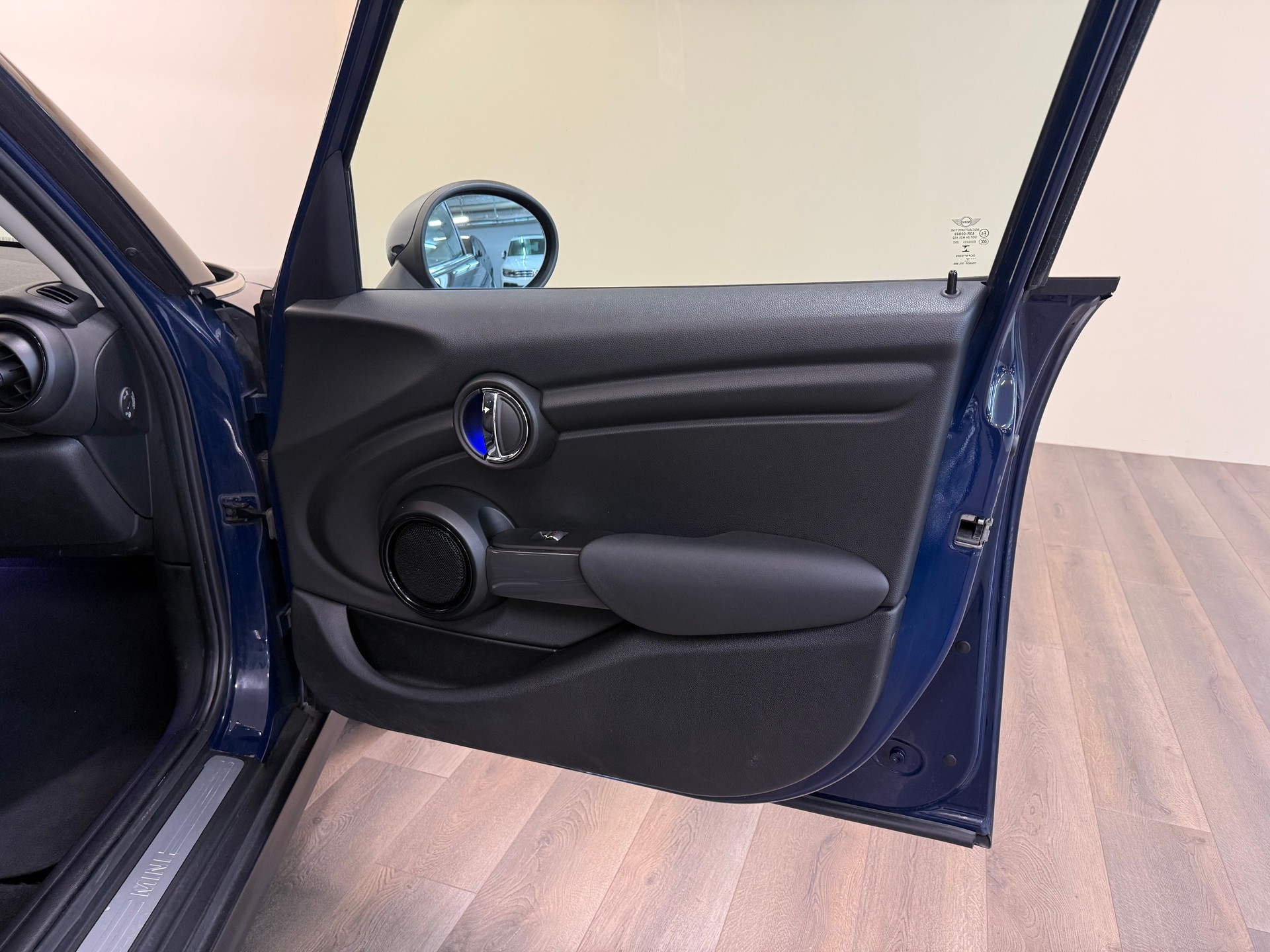 MINI Cooper D Steptronic-image-23
