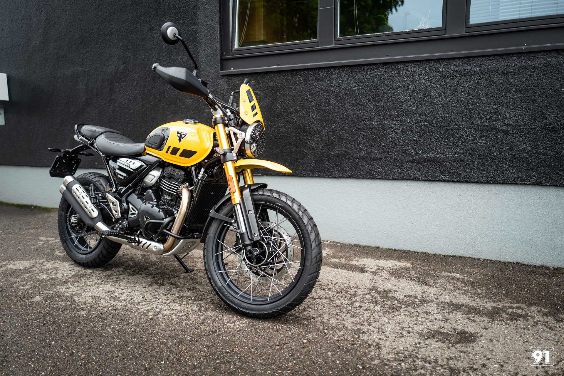 TRIUMPH Scrambler 400 XC-image-3